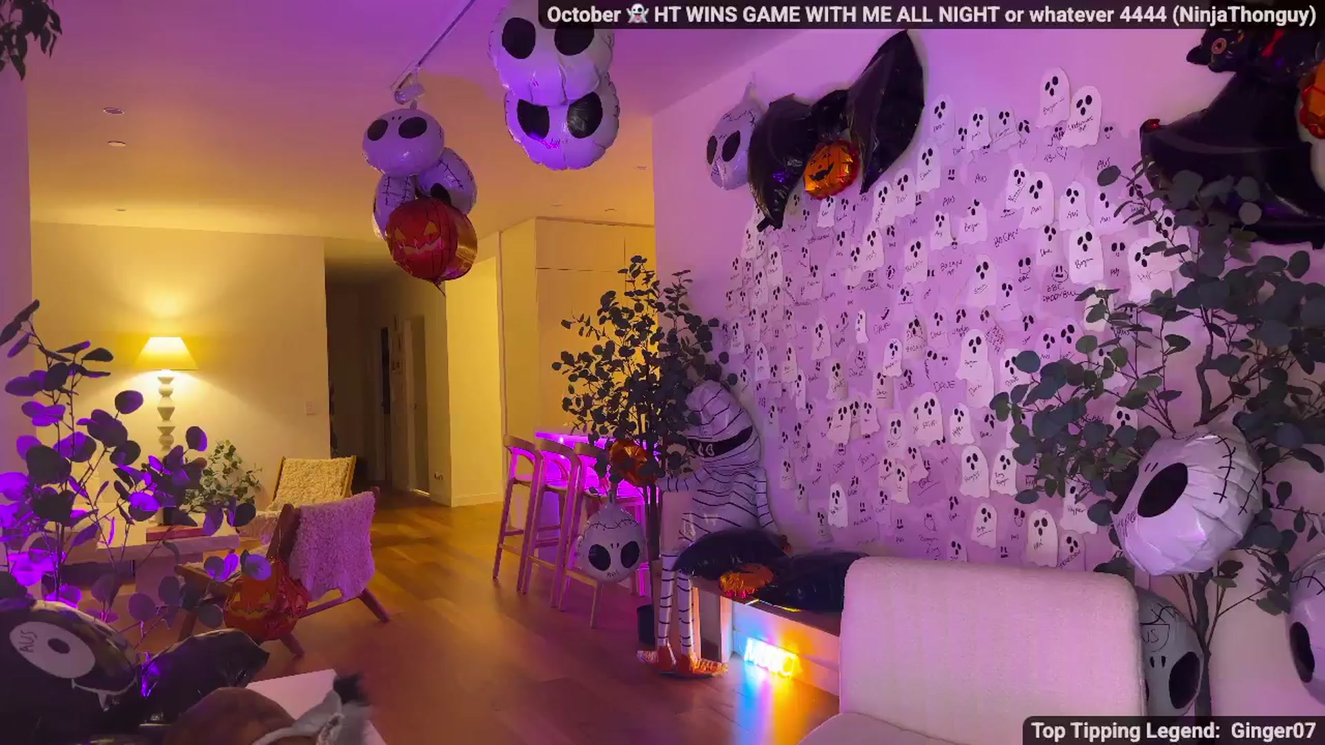 Gallery image thumbnail from MissAustralia's myfreecams stream on, 10/17/2025, 10:56 image 1 of 20
