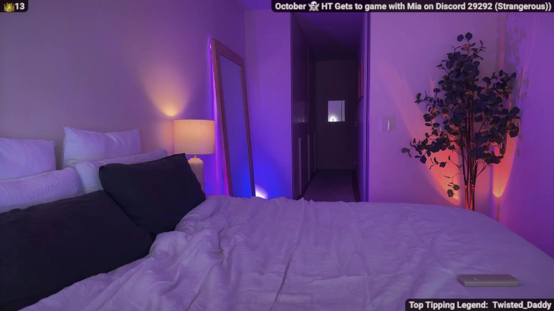 Gallery image thumbnail from MissAustralia's myfreecams stream on, 10/27/2025, 03:50 image 18 of 20