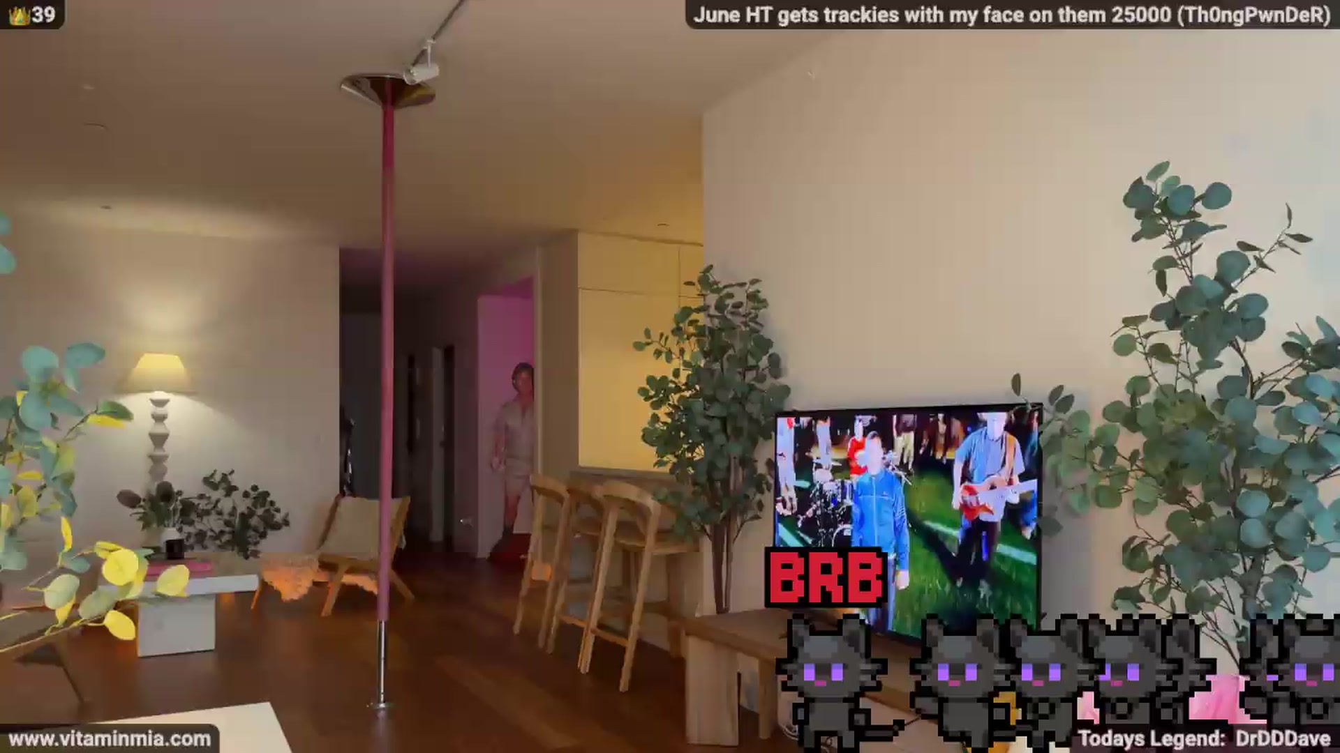 Gallery image thumbnail from MissAustralia's myfreecams stream on, 06/29/2026, 04:26 image 14 of 20
