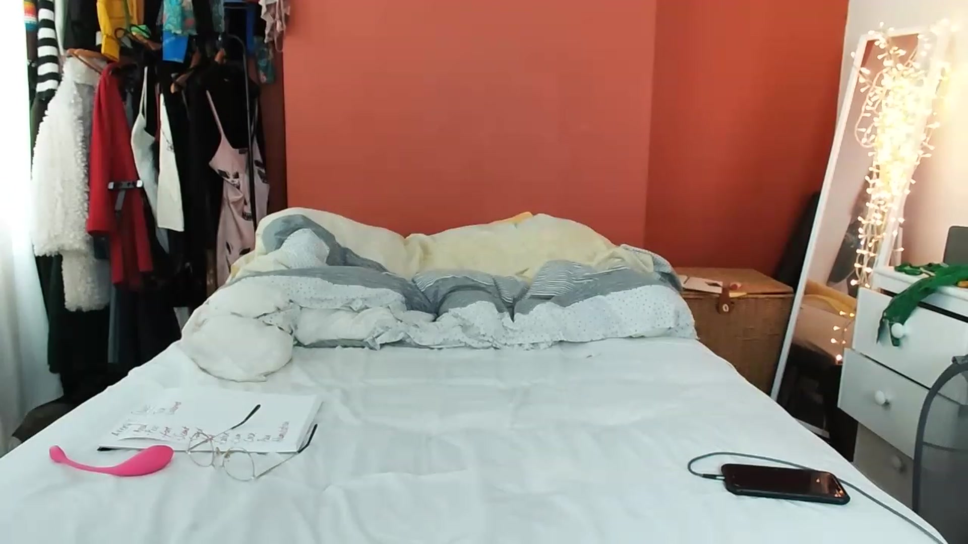 Gallery image thumbnail from MissAveryBlue's myfreecams stream on, 06/06/2023, 13:12 image 16 of 20