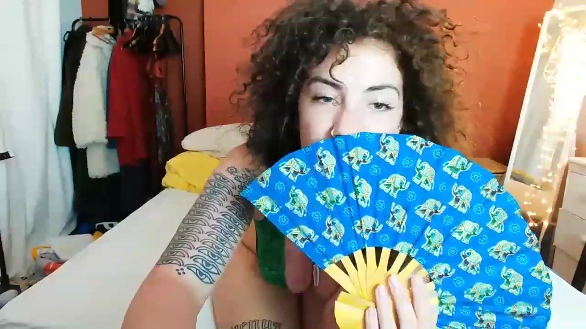 Gallery image thumbnail from MissAveryBlue's myfreecams stream on, 06/11/2023, 21:11 image 13 of 20