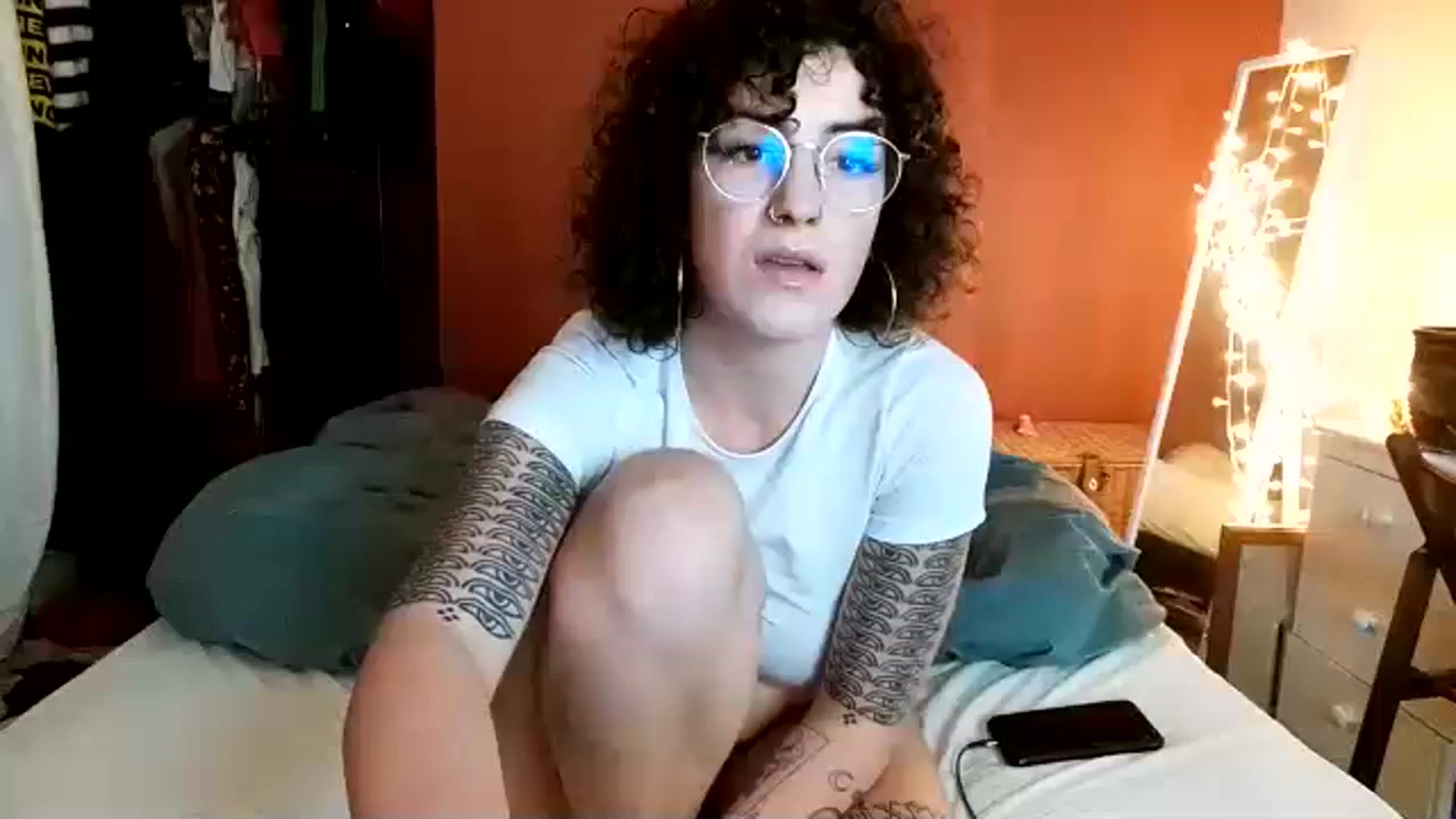 Gallery image thumbnail from MissAveryBlue's myfreecams stream on, 12/12/2023, 21:32 image 19 of 20