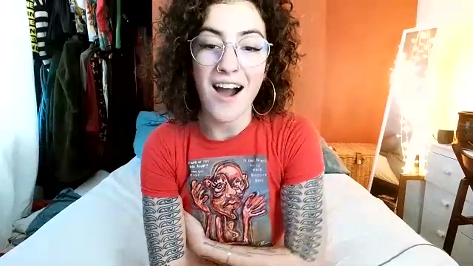 Gallery image thumbnail from MissAveryBlue's myfreecams stream on, 12/15/2023, 13:57 image 3 of 20