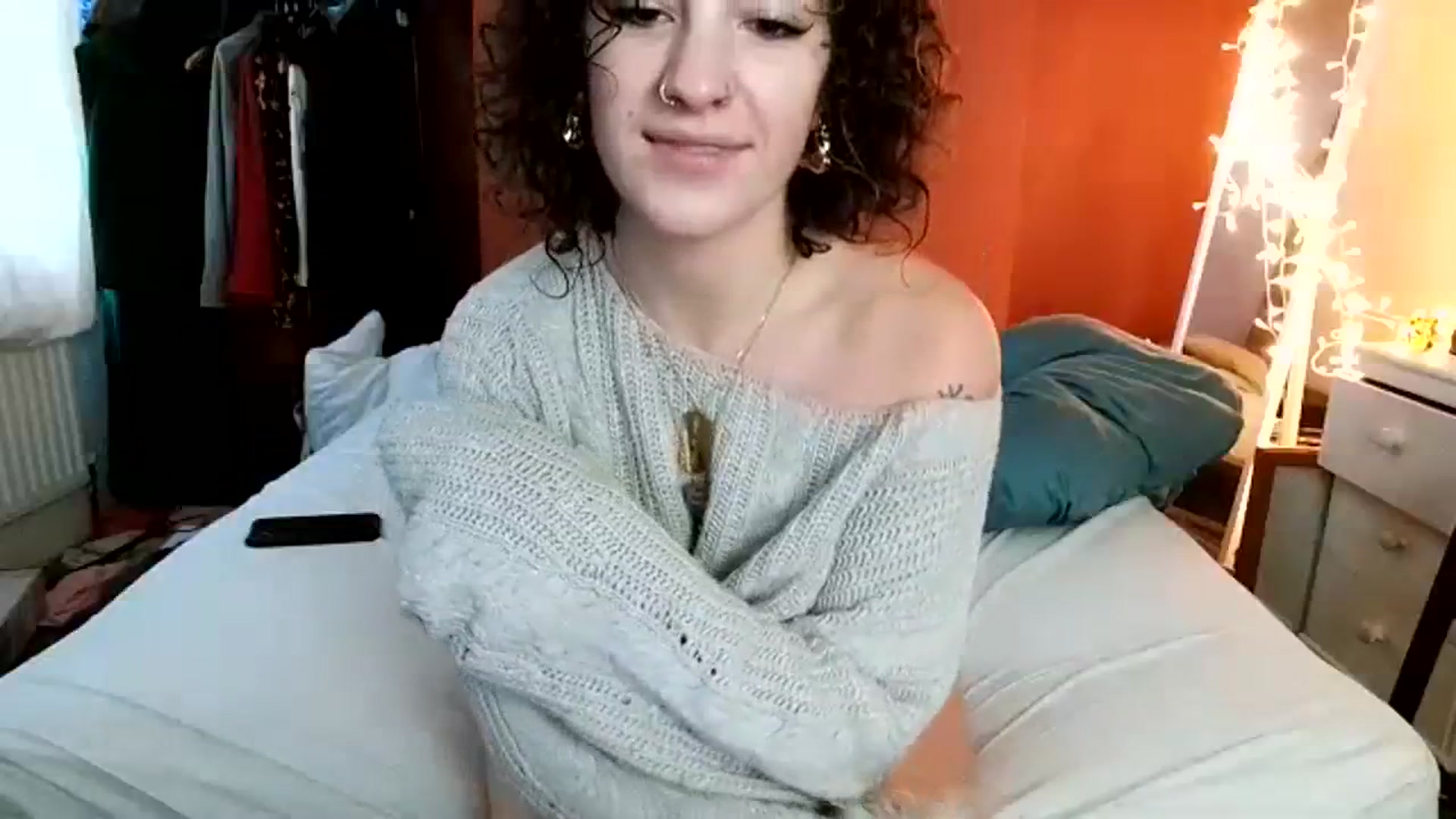 Gallery image thumbnail from MissAveryBlue's myfreecams stream on, 12/21/2023, 13:25 image 2 of 20