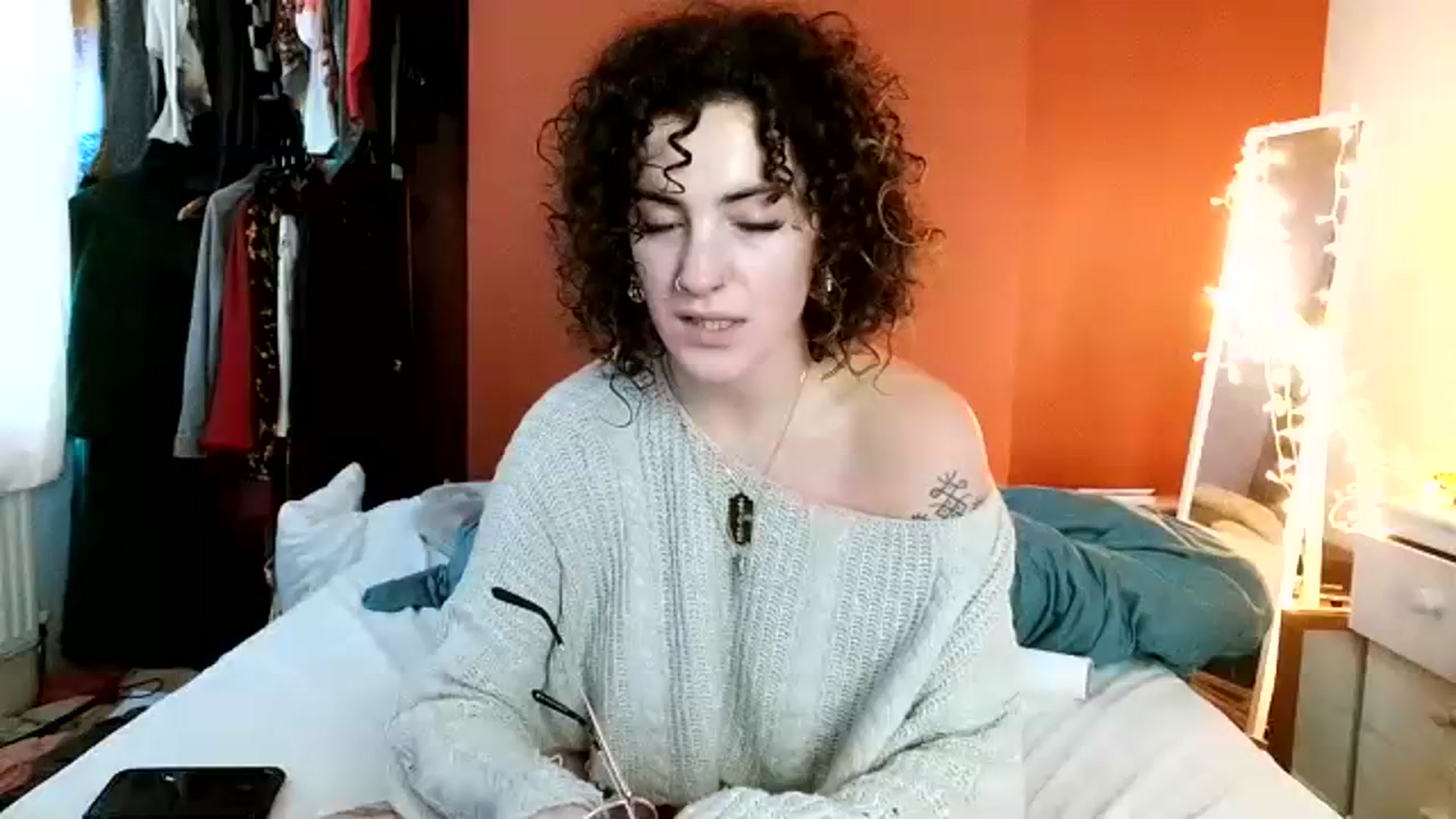 Gallery image thumbnail from MissAveryBlue's myfreecams stream on, 12/21/2023, 13:25 image 6 of 20