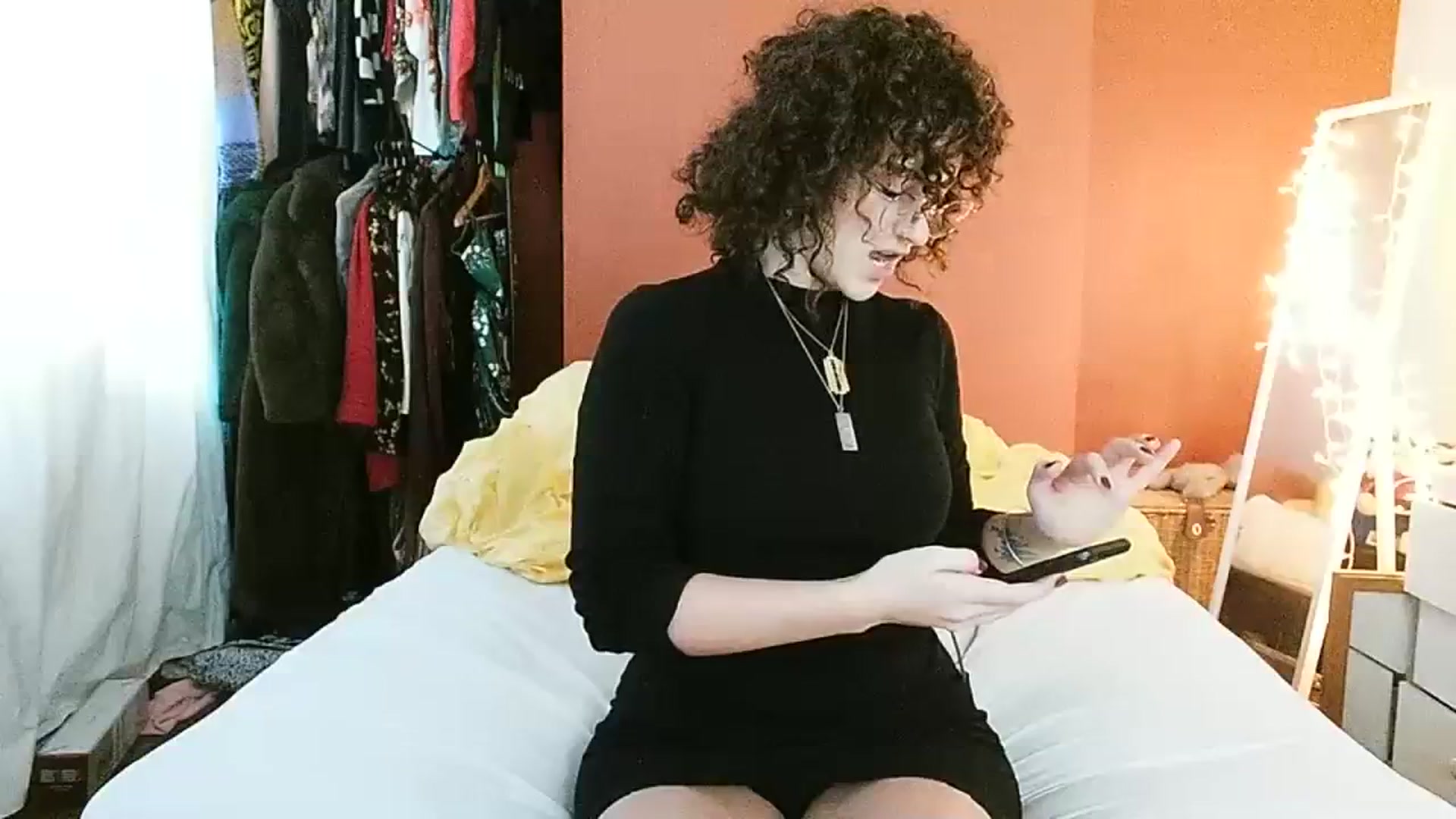 Gallery image thumbnail from MissAveryBlue's myfreecams stream on, 12/28/2023, 12:43 image 2 of 20