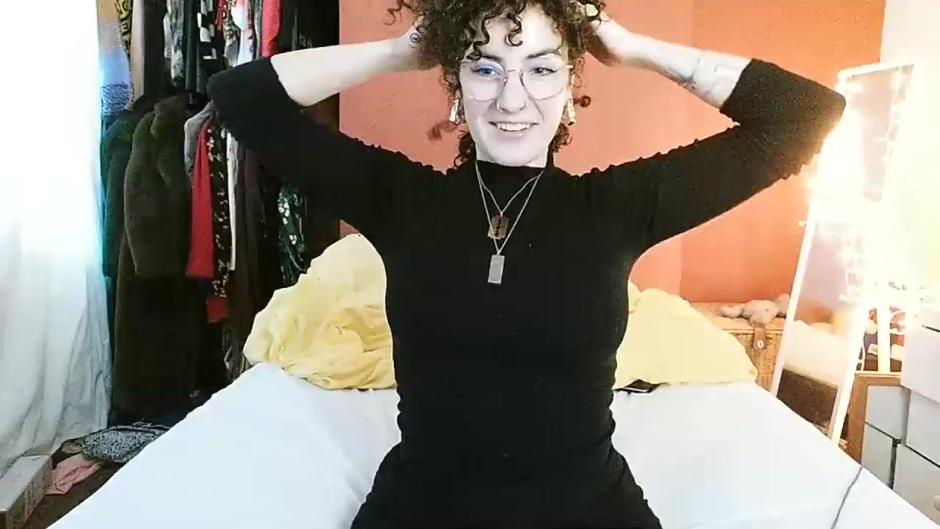 Gallery image thumbnail from MissAveryBlue's myfreecams stream on, 12/28/2023, 12:43 image 9 of 20