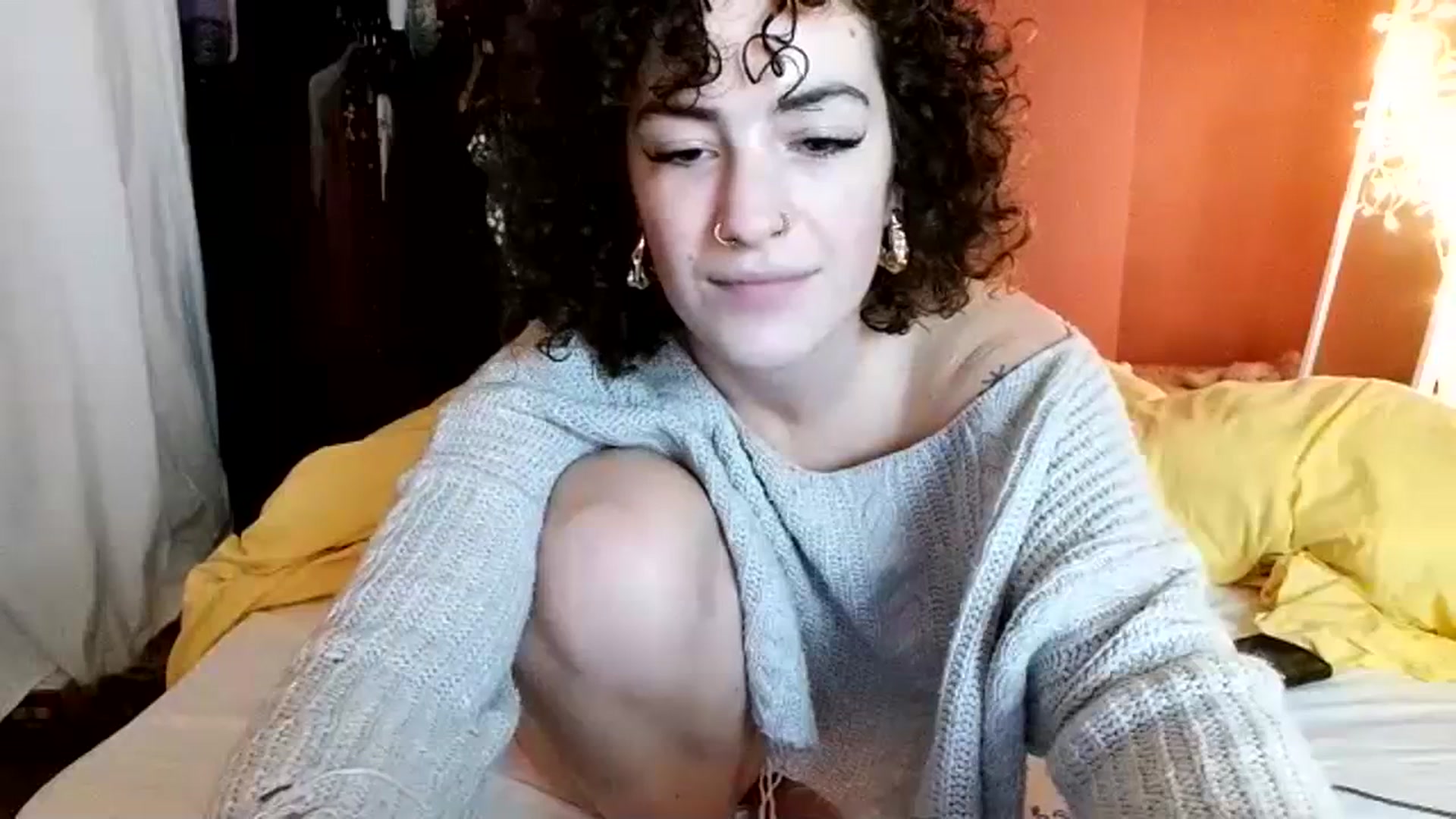 Gallery image thumbnail from MissAveryBlue's myfreecams stream on, 12/29/2023, 17:50 image 8 of 20