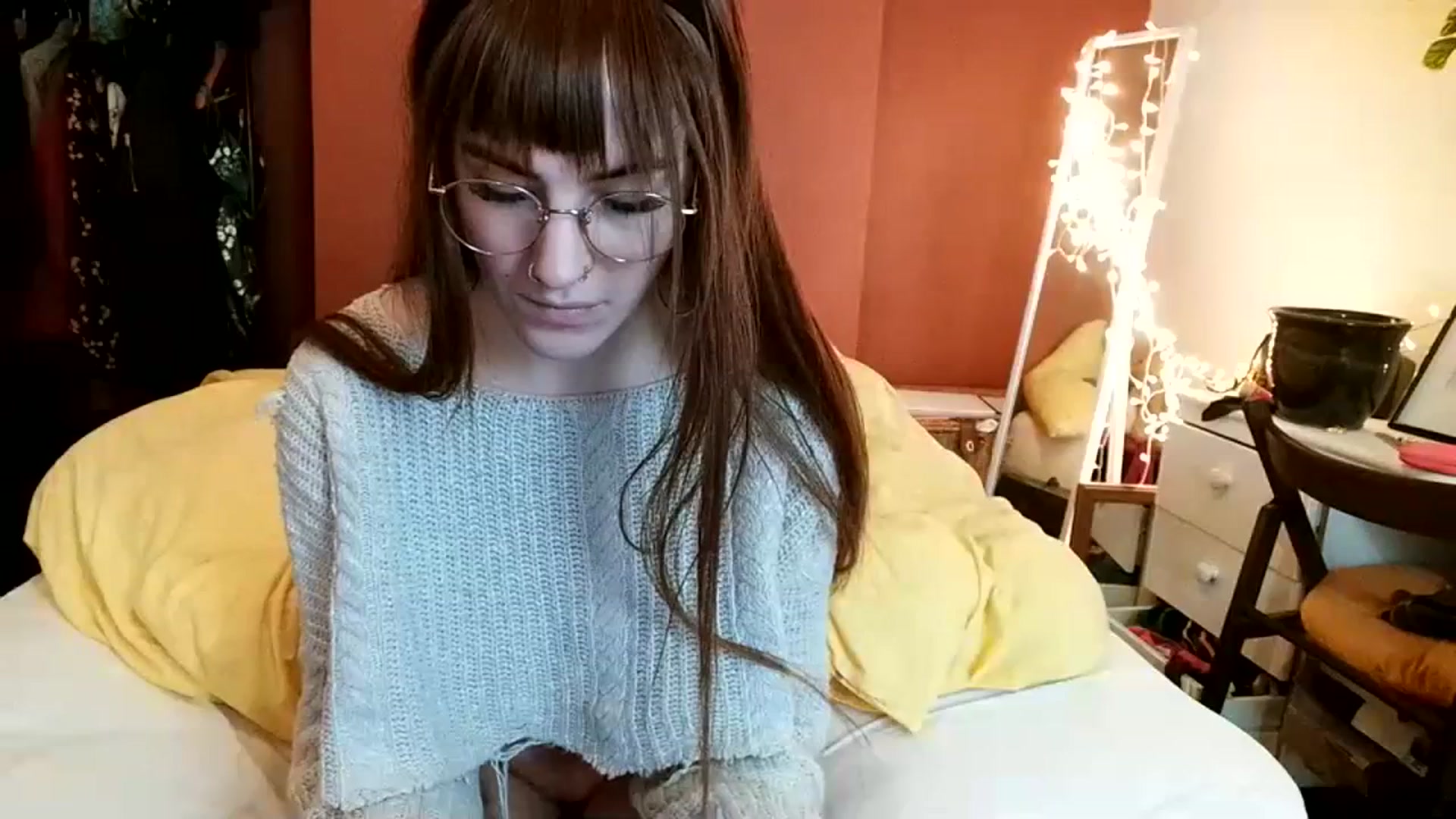 Gallery image thumbnail from MissAveryBlue's myfreecams stream on, 01/07/2024, 18:53 image 20 of 20
