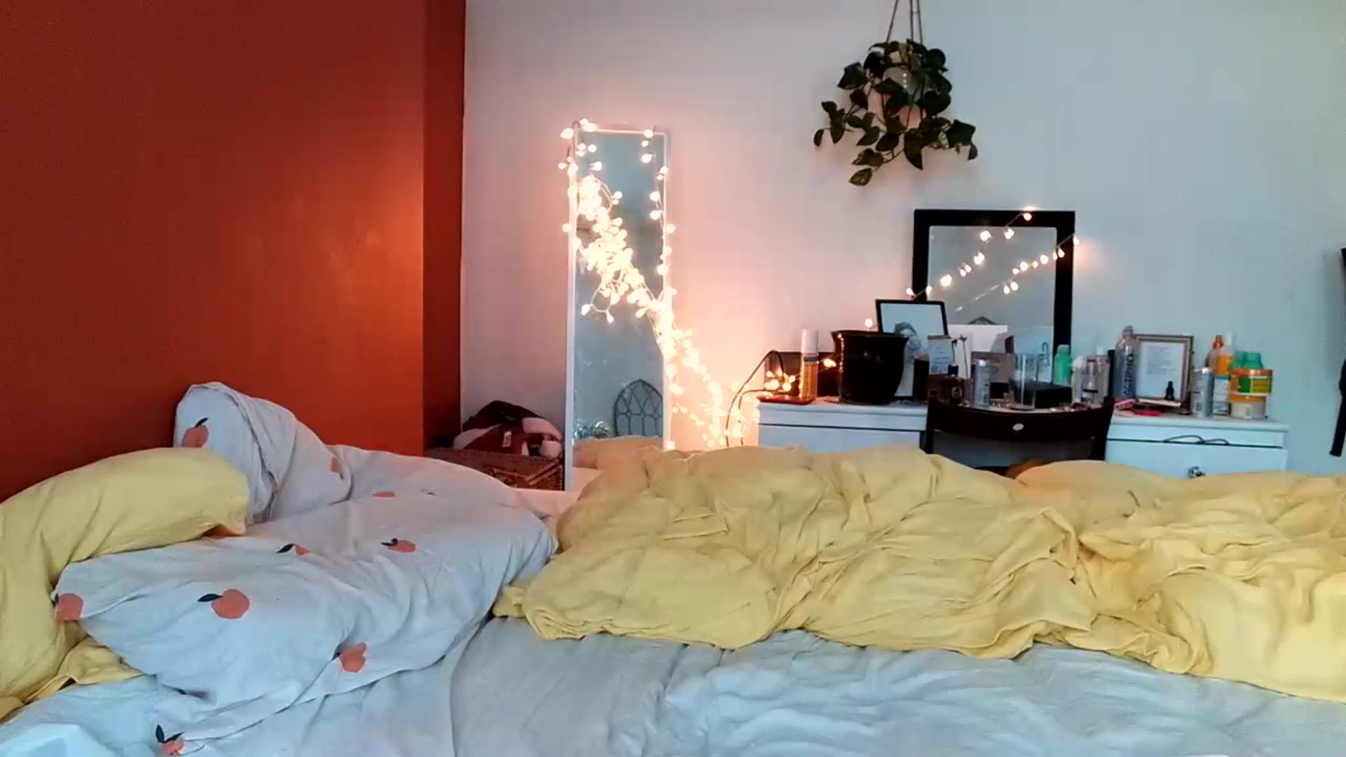 Gallery image thumbnail from MissAveryBlue's myfreecams stream on, 01/27/2024, 16:22 image 13 of 20