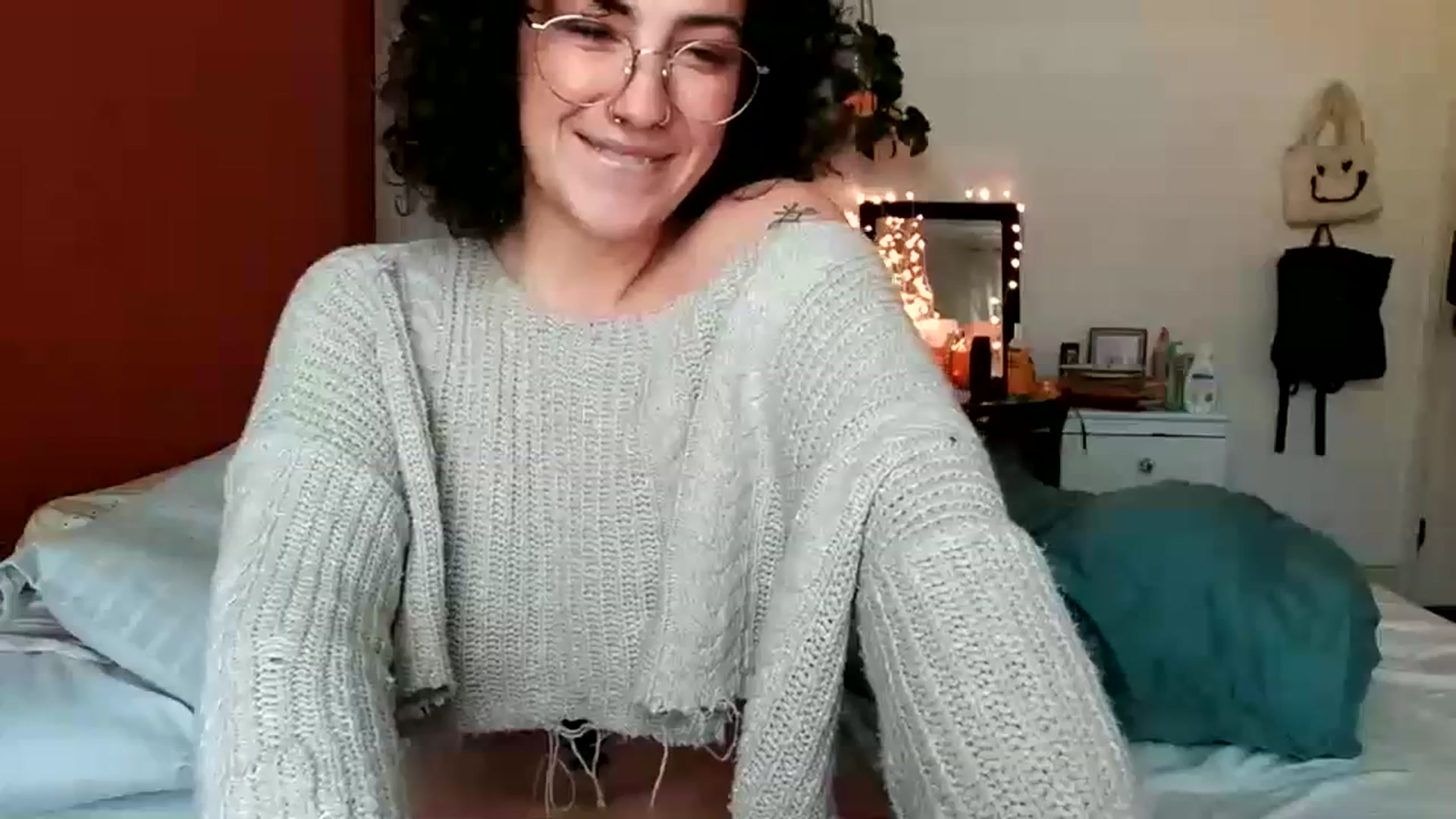 Gallery image thumbnail from MissAveryBlue's myfreecams stream on, 03/12/2024, 13:55 image 15 of 20