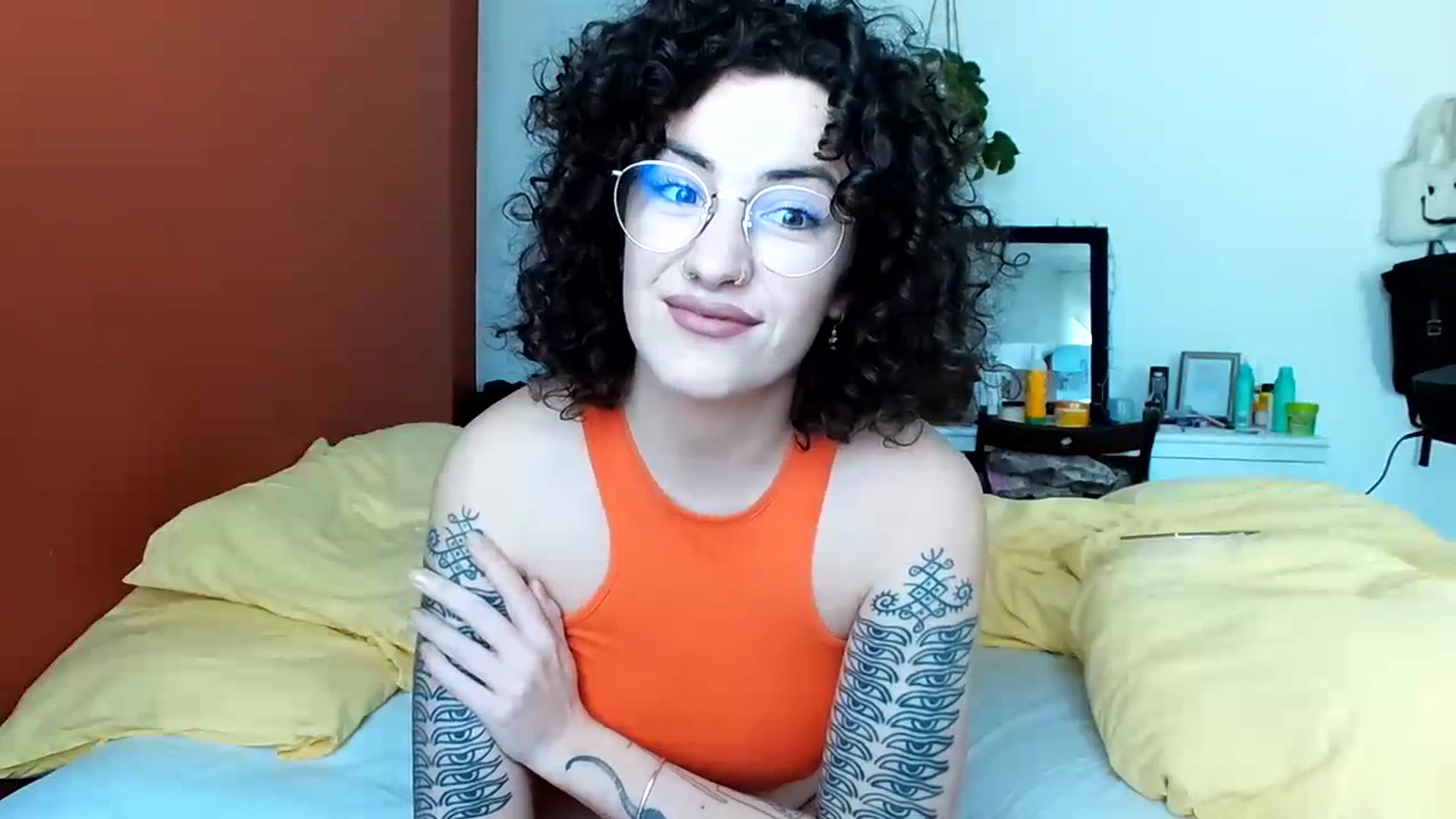 Gallery image thumbnail from MissAveryBlue's myfreecams stream on, 04/08/2024, 13:51 image 13 of 20