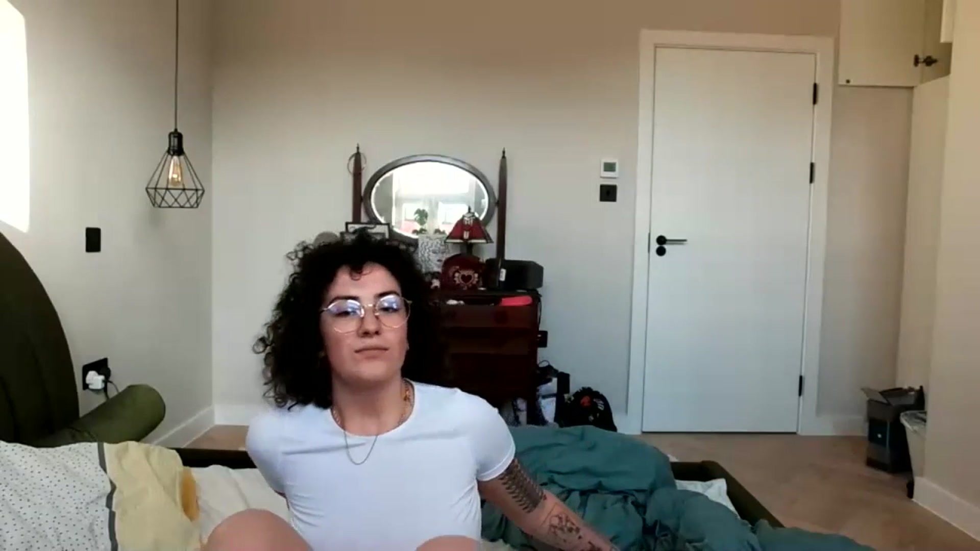 Gallery image thumbnail from MissAveryBlue's myfreecams stream on, 04/20/2024, 17:55 image 2 of 20