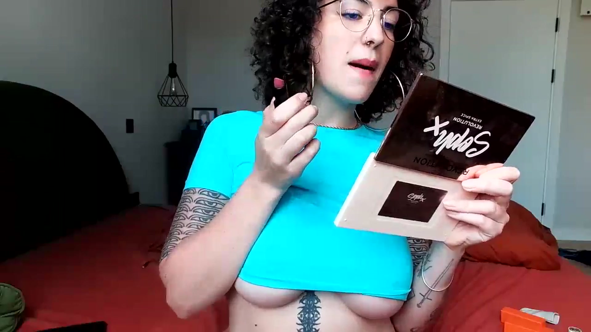 Gallery image thumbnail from MissAveryBlue's myfreecams stream on, 05/24/2024, 14:46 image 19 of 20