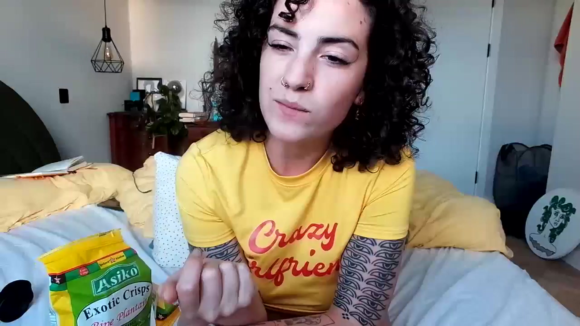 Gallery image thumbnail from MissAveryBlue's myfreecams stream on, 06/10/2024, 20:18 image 2 of 20