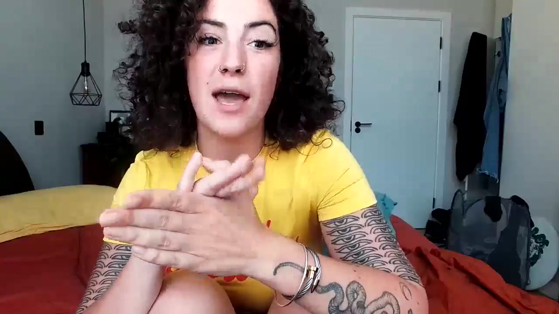 Gallery image thumbnail from MissAveryBlue's myfreecams stream on, 06/28/2024, 16:10 image 18 of 20