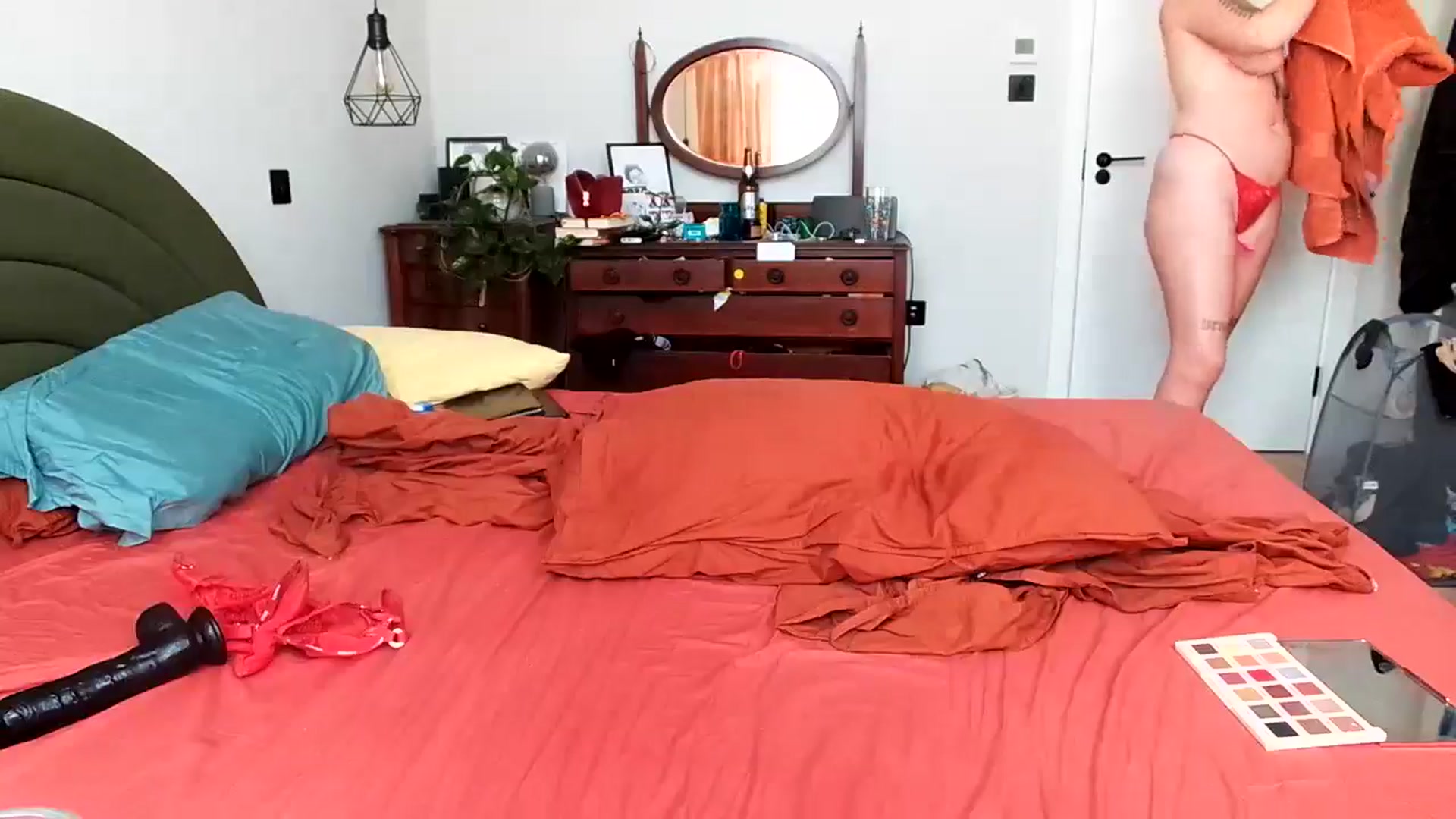 Gallery image thumbnail from MissAveryBlue's myfreecams stream on, 06/29/2024, 15:49 image 19 of 20