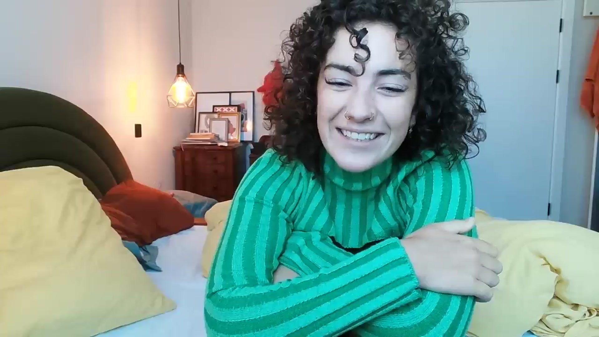 Gallery image thumbnail from MissAveryBlue's myfreecams stream on, 11/27/2024, 12:57 image 6 of 20