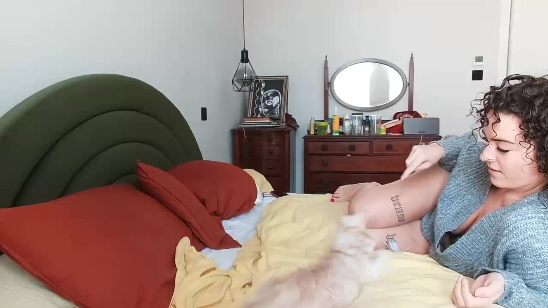 Gallery image thumbnail from MissAveryBlue's myfreecams stream on, 01/21/2025, 12:26 image 4 of 20