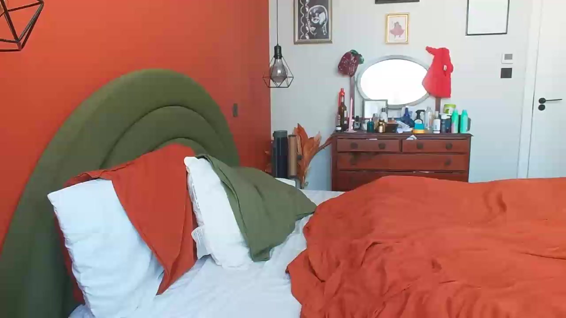 Gallery image thumbnail from MissAveryBlue's myfreecams stream on, 08/19/2026, 12:19 image 12 of 20