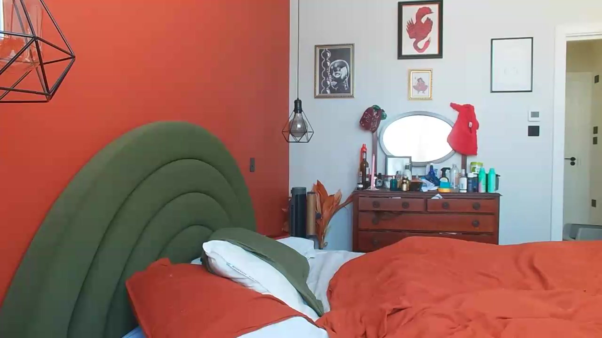 Gallery image thumbnail from MissAveryBlue's myfreecams stream on, 08/19/2026, 12:19 image 2 of 20