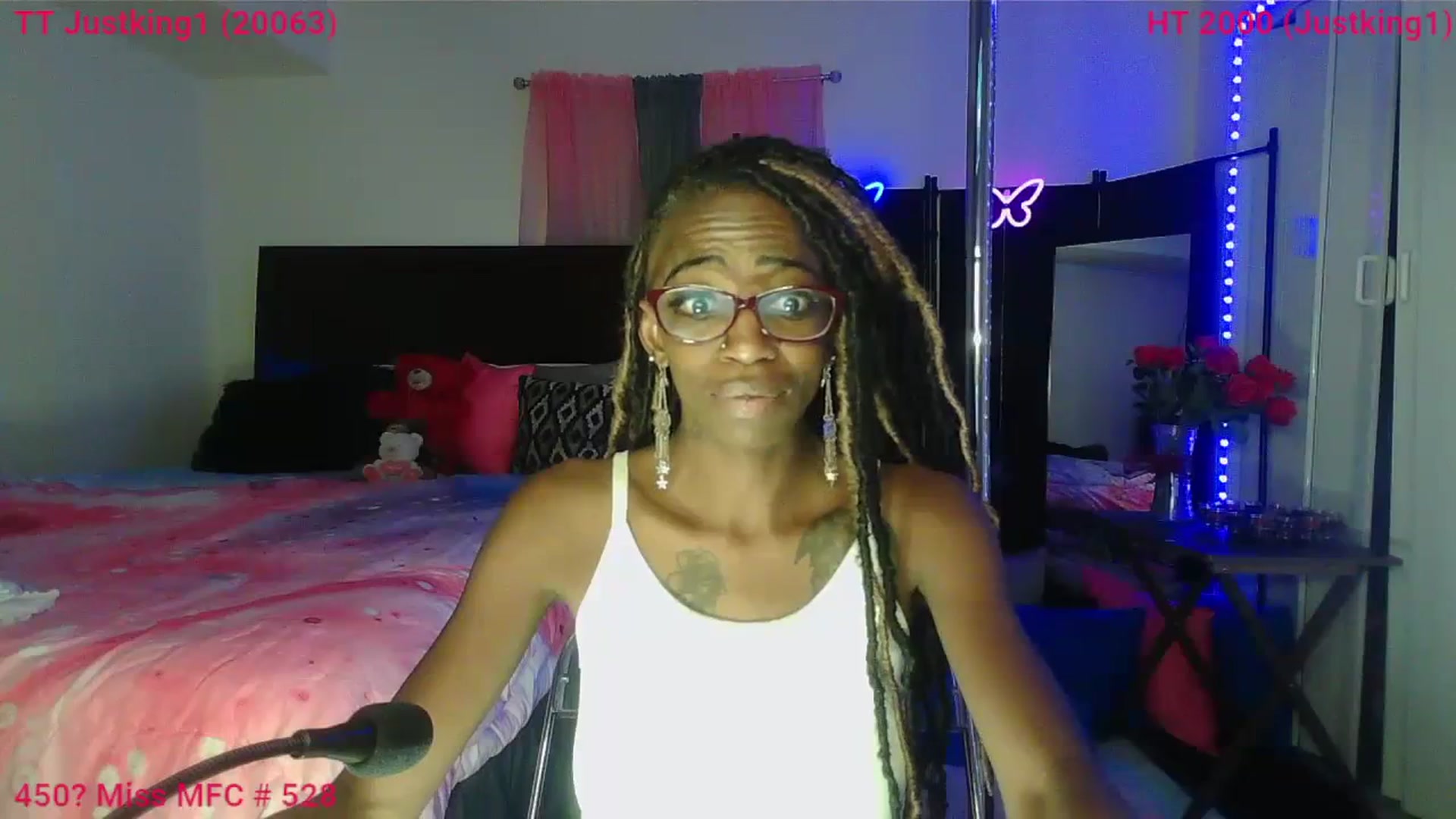 Gallery image thumbnail from MissBLT's myfreecams stream on, 08/28/2023, 09:00 image 3 of 20