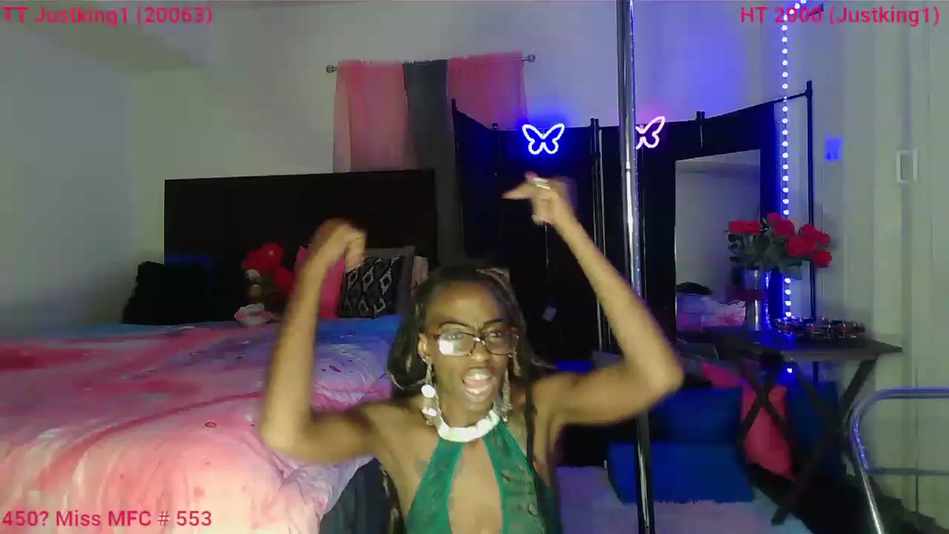 Gallery image thumbnail from MissBLT's myfreecams stream on, 08/29/2023, 11:32 image 1 of 20