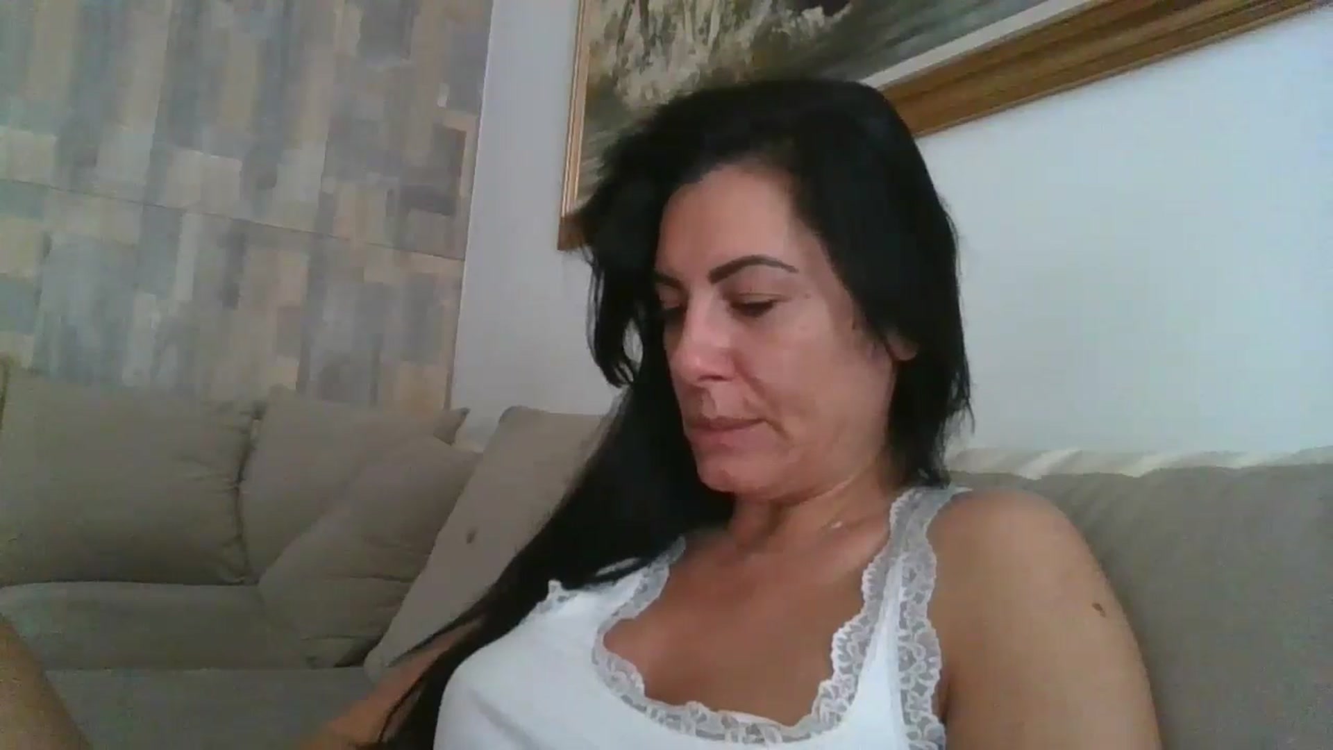 Gallery image thumbnail from MissBee's myfreecams stream on, 06/23/2024, 09:37 image 13 of 20