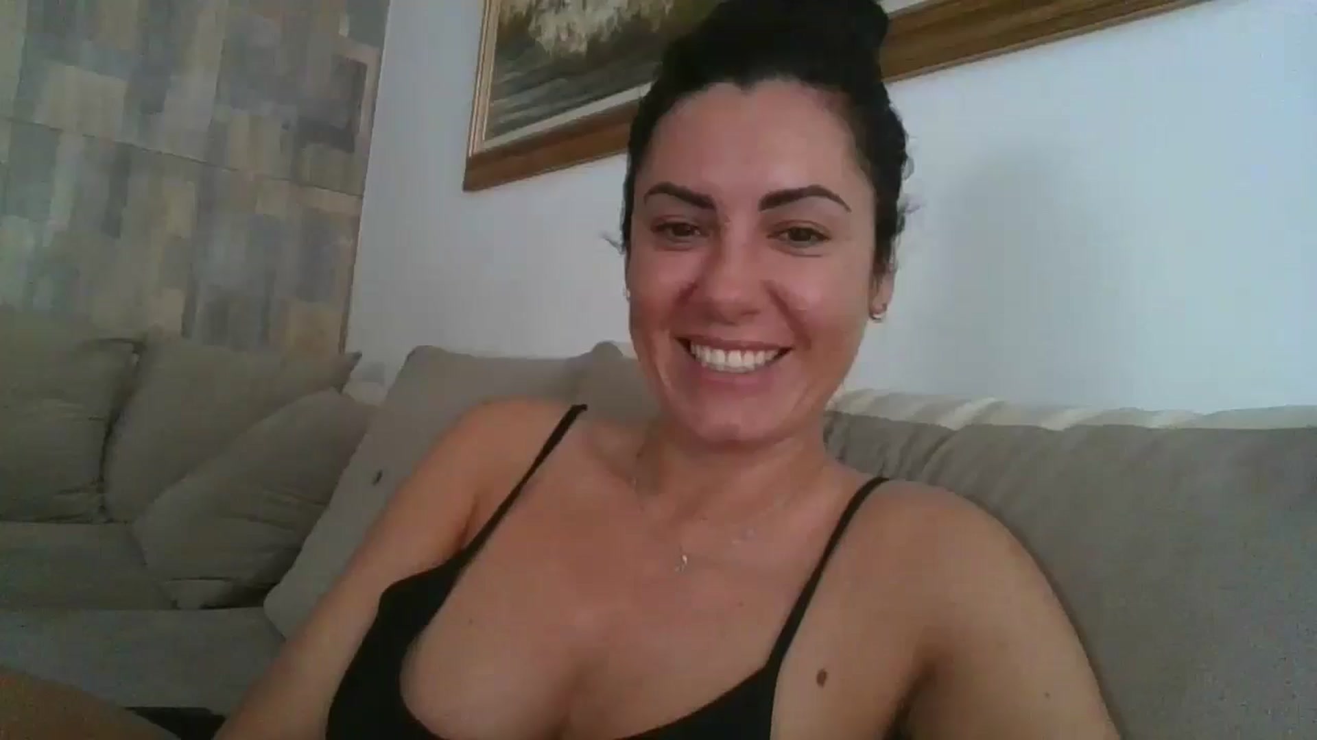 Gallery image thumbnail from MissBee's myfreecams stream on, 06/27/2024, 08:45 image 17 of 20