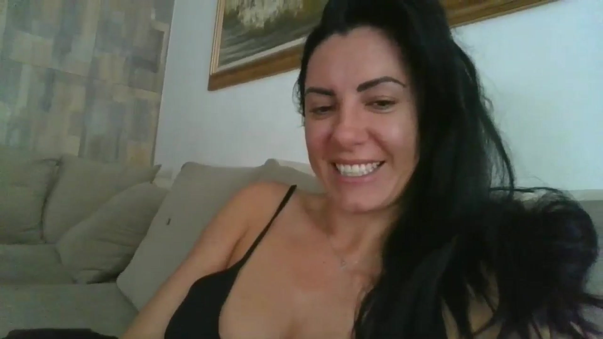 Gallery image thumbnail from MissBee's myfreecams stream on, 06/27/2024, 08:45 image 8 of 20