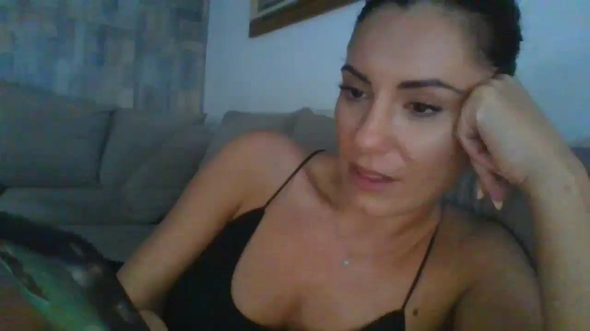 Gallery image thumbnail from MissBee's myfreecams stream on, 07/04/2024, 16:12 image 6 of 20