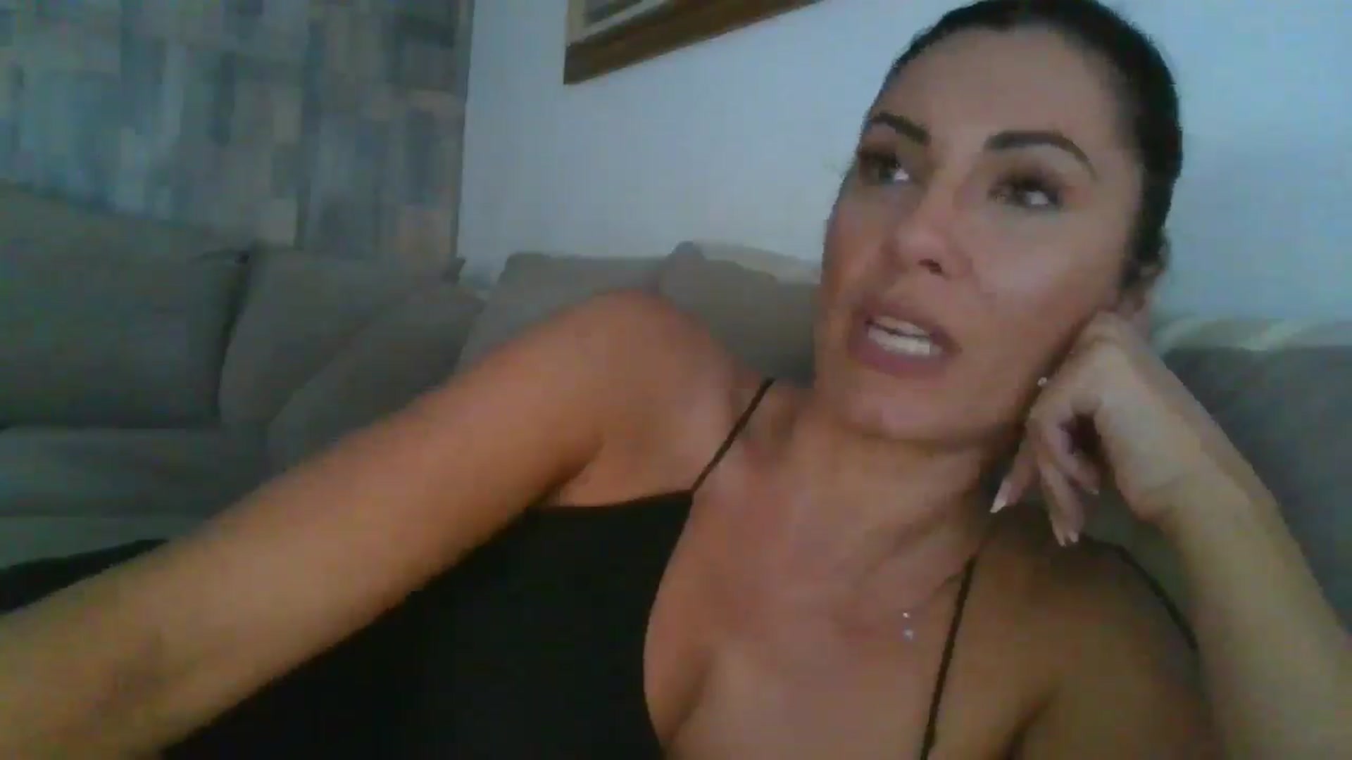 Gallery image thumbnail from MissBee's myfreecams stream on, 07/04/2024, 16:12 image 13 of 20