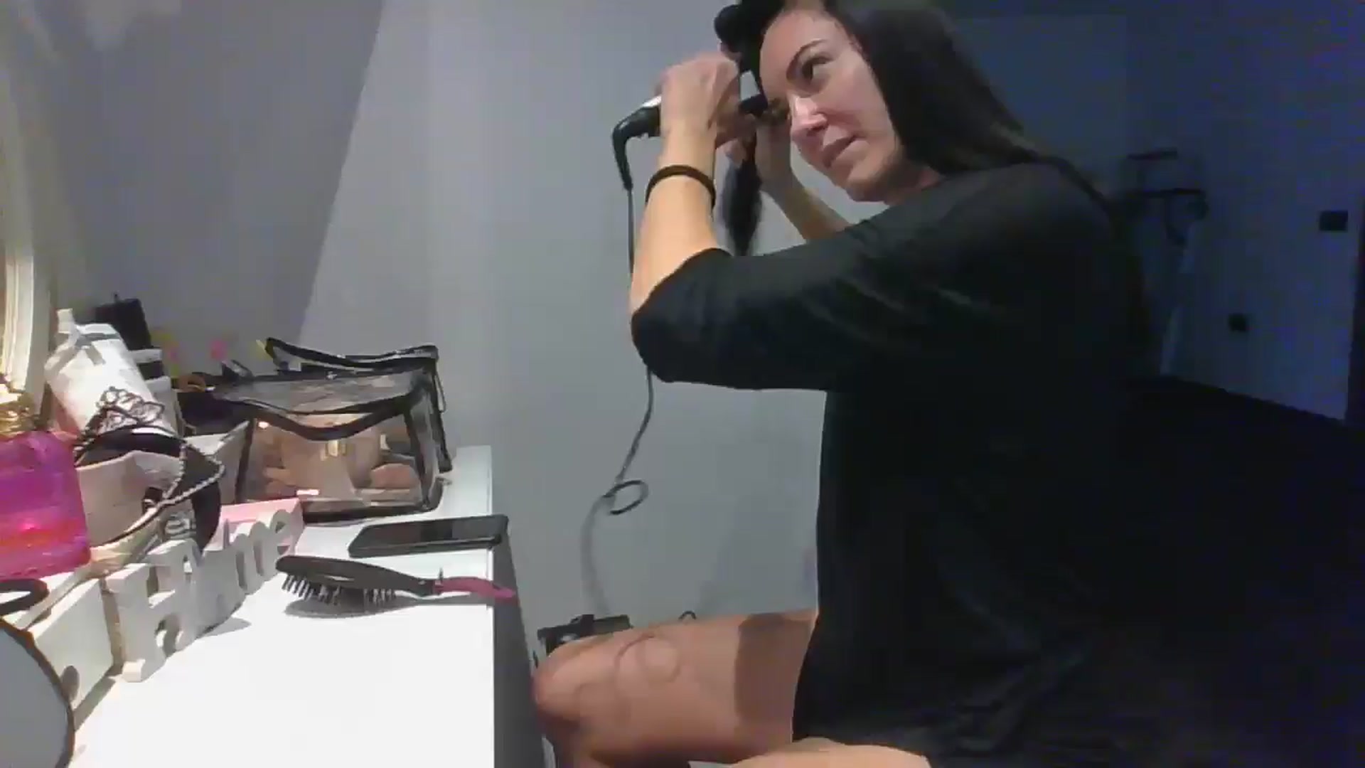 Gallery image thumbnail from MissBee's myfreecams stream on, 12/17/2024, 13:52 image 1 of 20