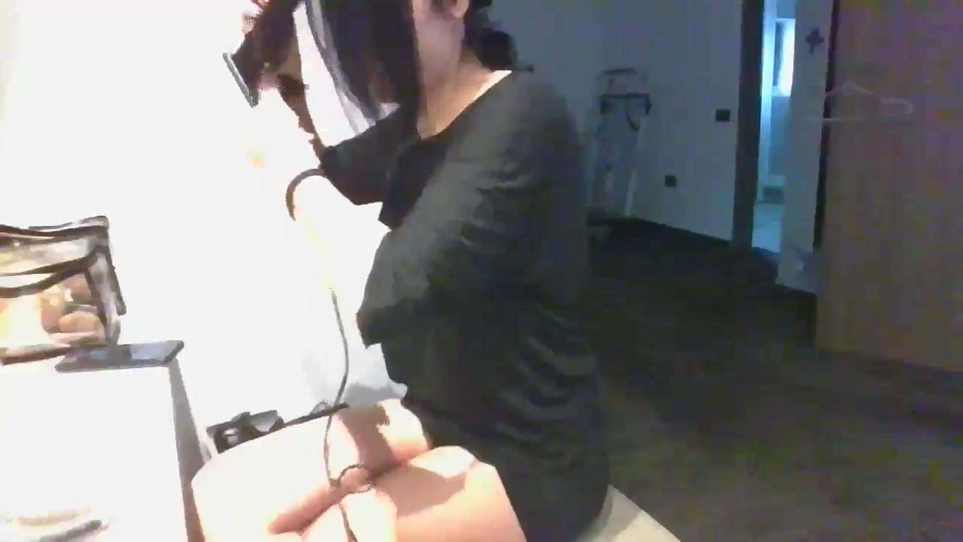 Gallery image thumbnail from MissBee's myfreecams stream on, 12/17/2024, 13:52 image 10 of 20
