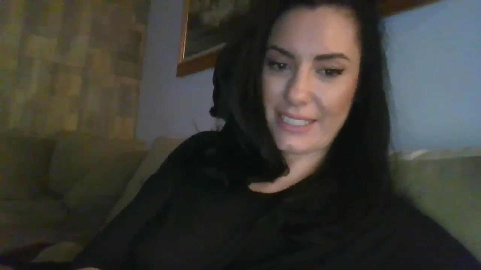 Gallery image thumbnail from MissBee's myfreecams stream on, 12/17/2024, 17:20 image 10 of 20