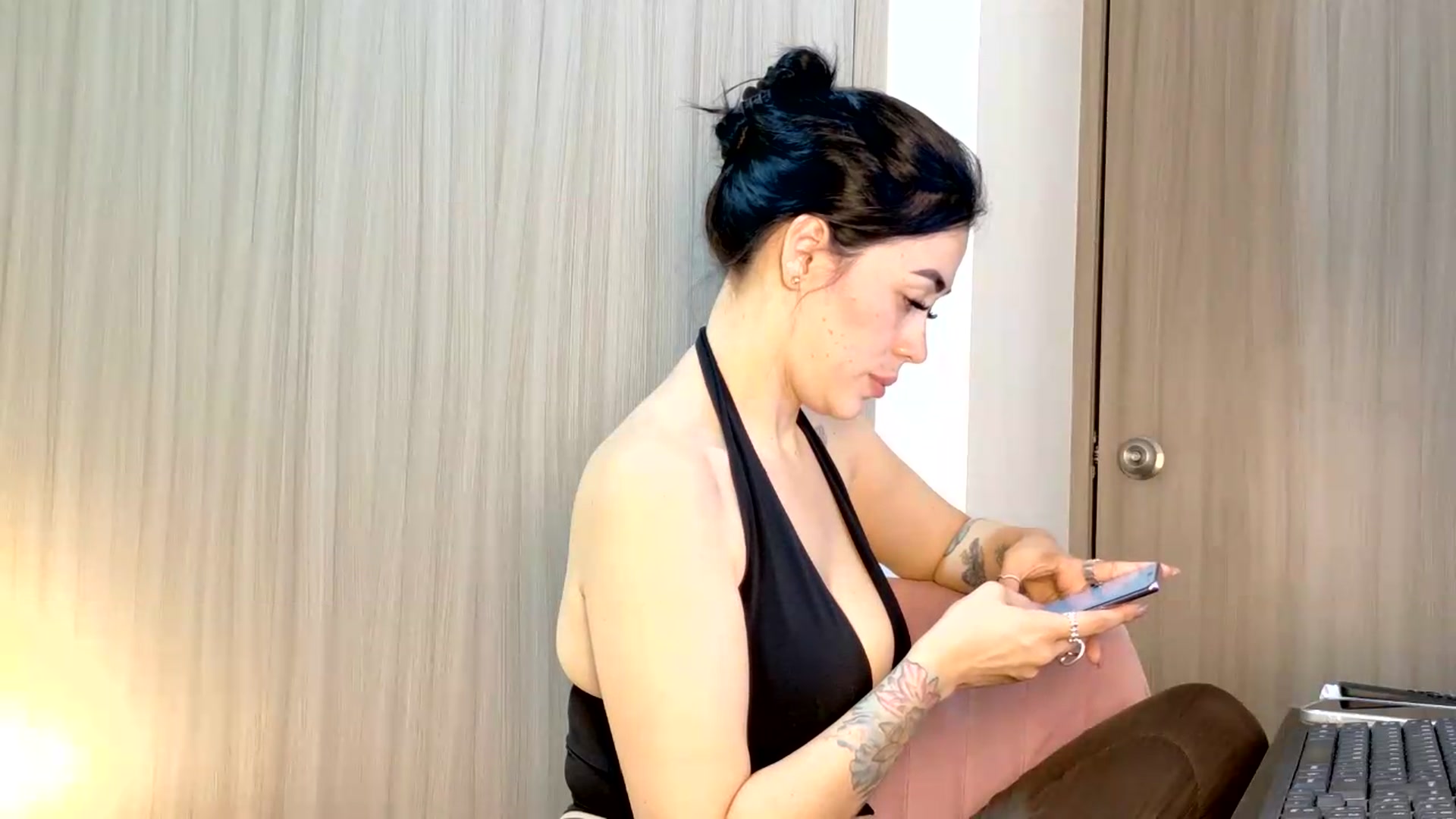 Gallery image thumbnail from MissBree_'s myfreecams stream on, 08/21/2026, 06:11 image 6 of 20