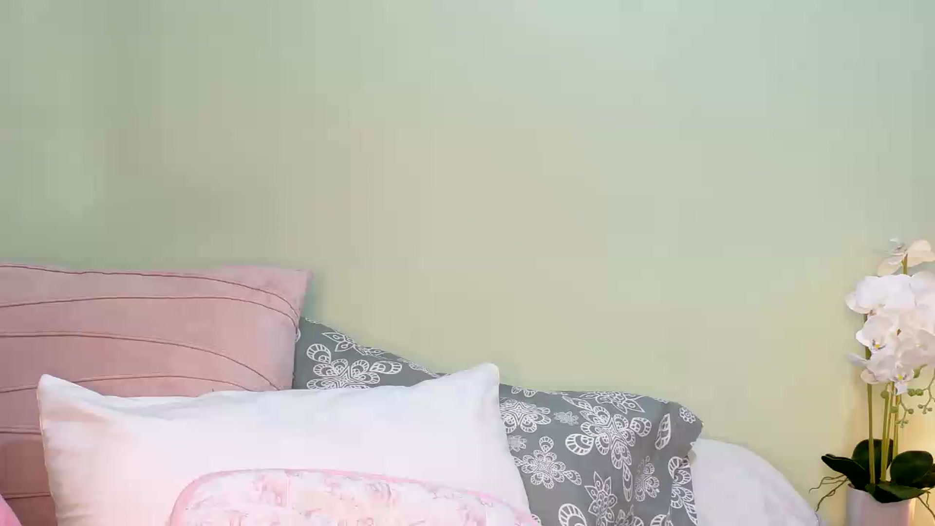 Gallery image thumbnail from MissBree_'s myfreecams stream on, 08/24/2026, 07:07 image 12 of 20