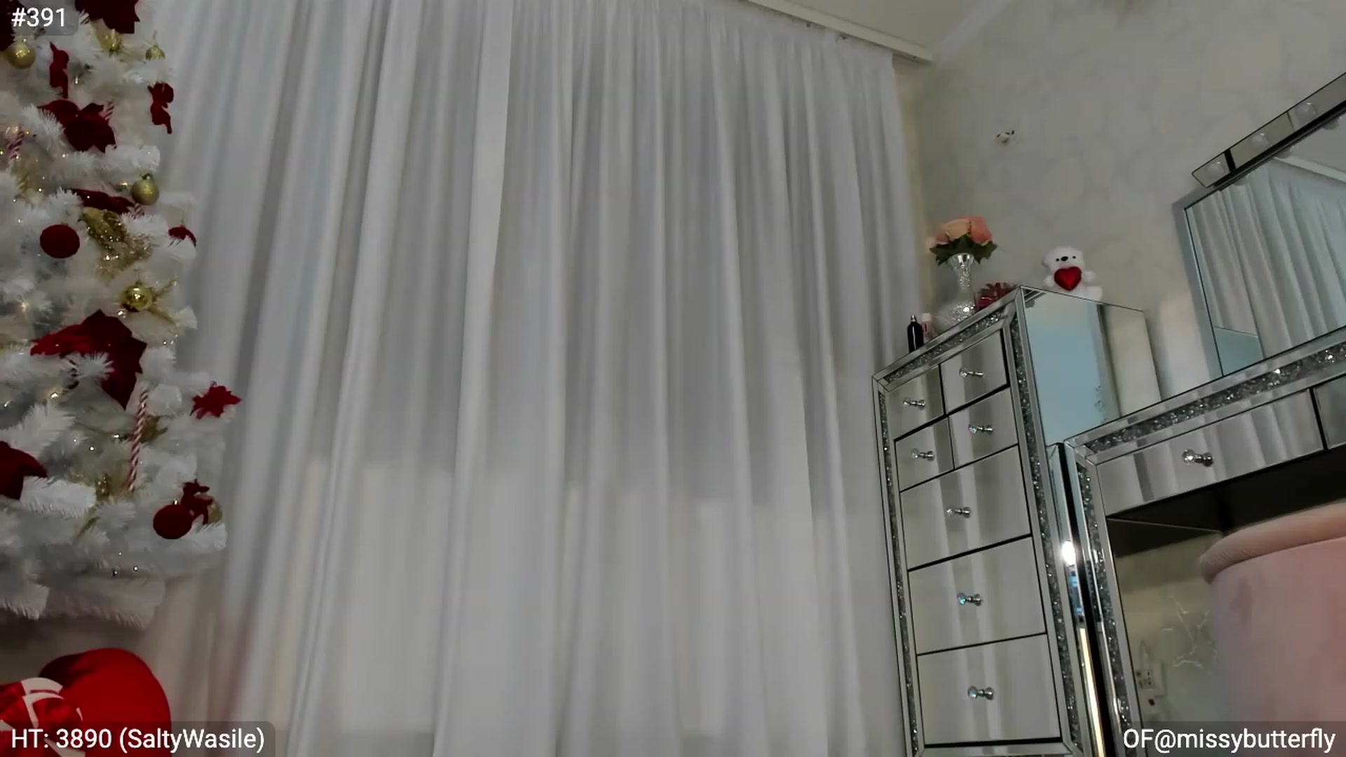 Gallery image thumbnail from MissButterfly's myfreecams stream on, 12/10/2022, 06:23 image 14 of 20