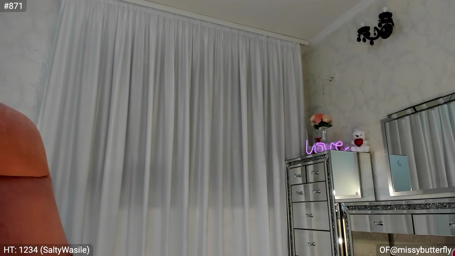 Gallery image thumbnail from MissButterfly's myfreecams stream on, 02/04/2023, 05:01 image 14 of 20