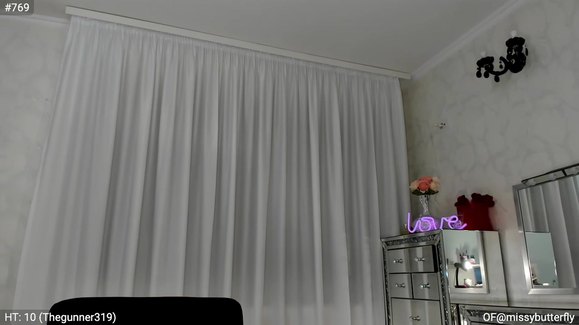Gallery image thumbnail from MissButterfly's myfreecams stream on, 03/03/2023, 03:11 image 4 of 20