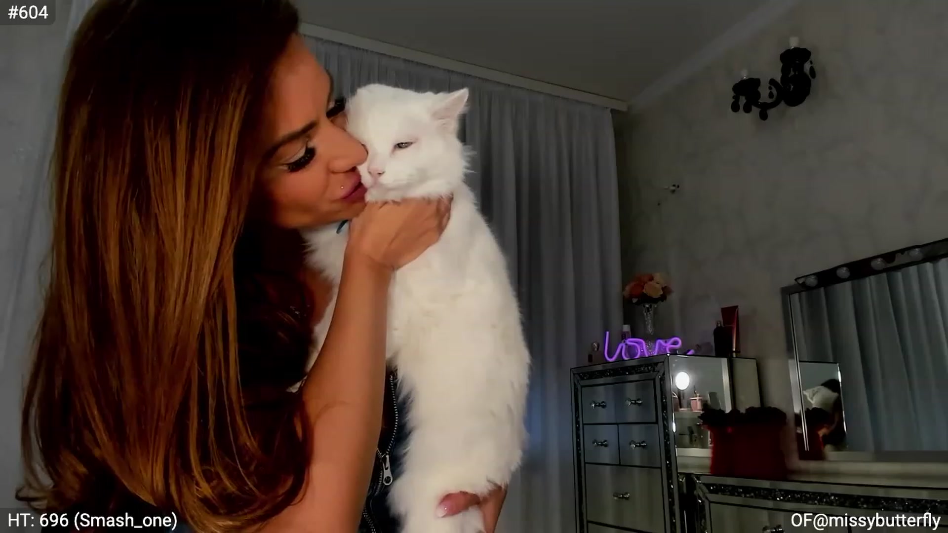 Gallery image thumbnail from MissButterfly's myfreecams stream on, 03/16/2023, 07:22 image 17 of 20