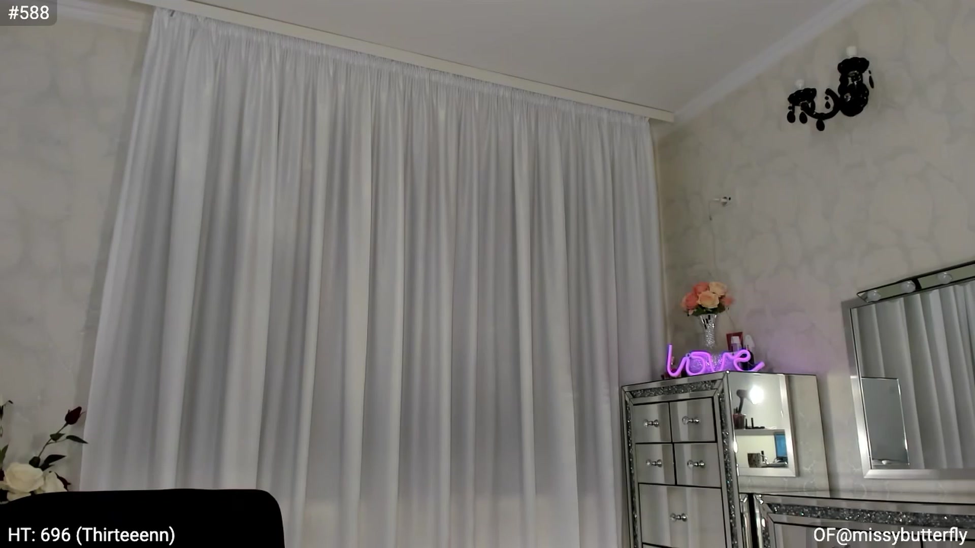 Gallery image thumbnail from MissButterfly's myfreecams stream on, 03/29/2023, 02:04 image 19 of 20