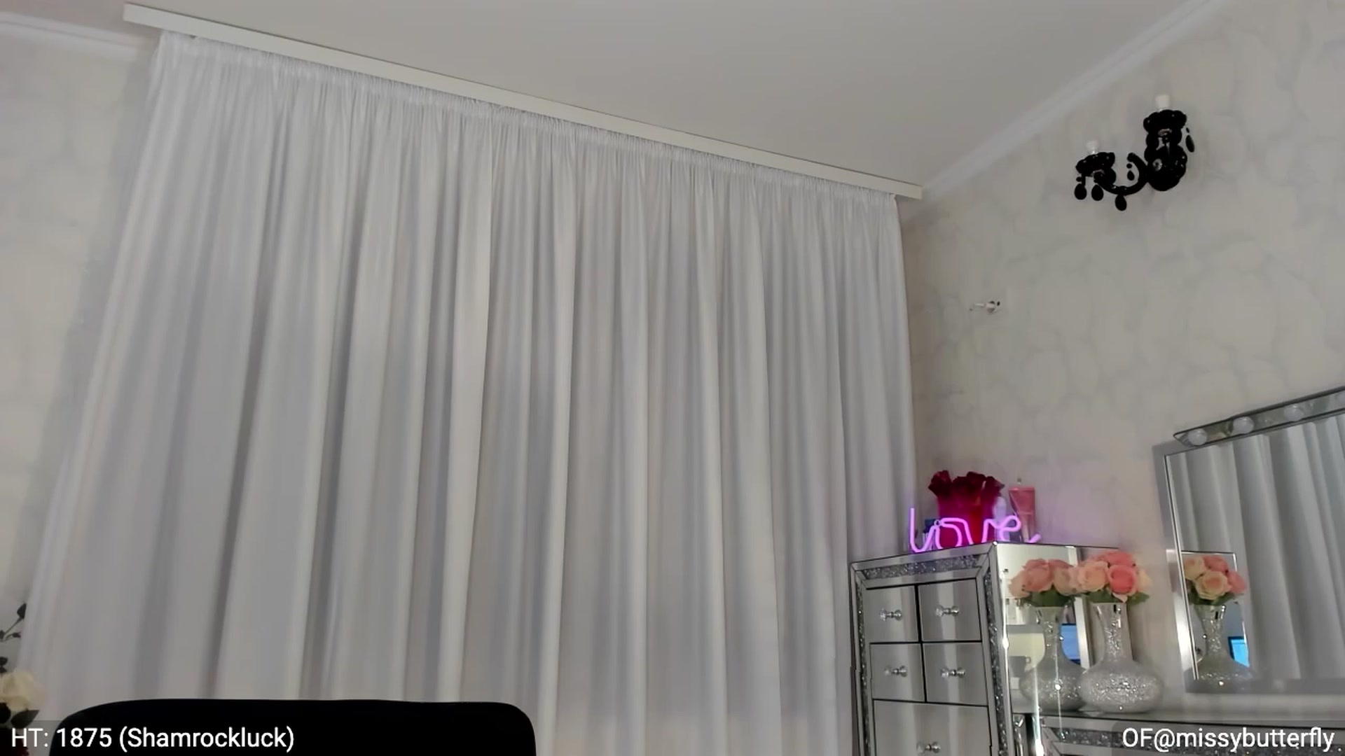 Gallery image thumbnail from MissButterfly's myfreecams stream on, 04/28/2023, 02:12 image 7 of 20