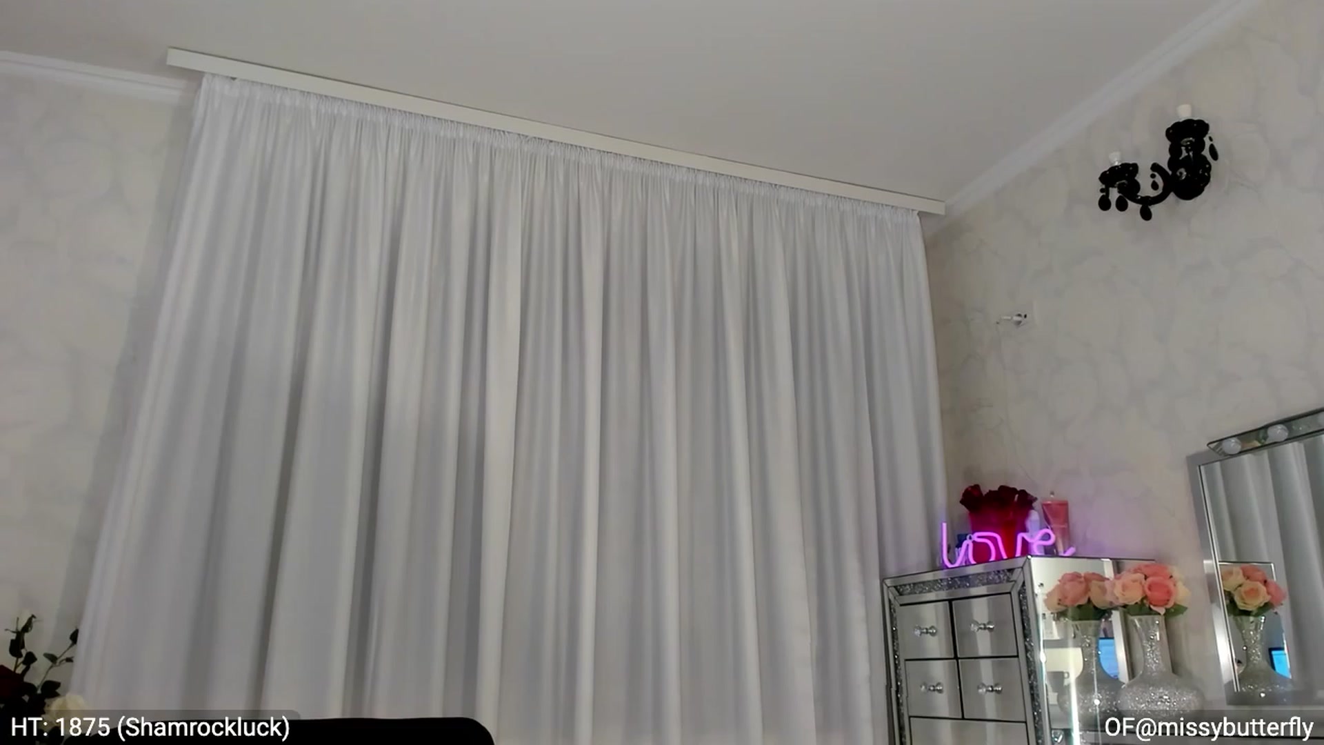 Gallery image thumbnail from MissButterfly's myfreecams stream on, 04/28/2023, 04:27 image 1 of 20
