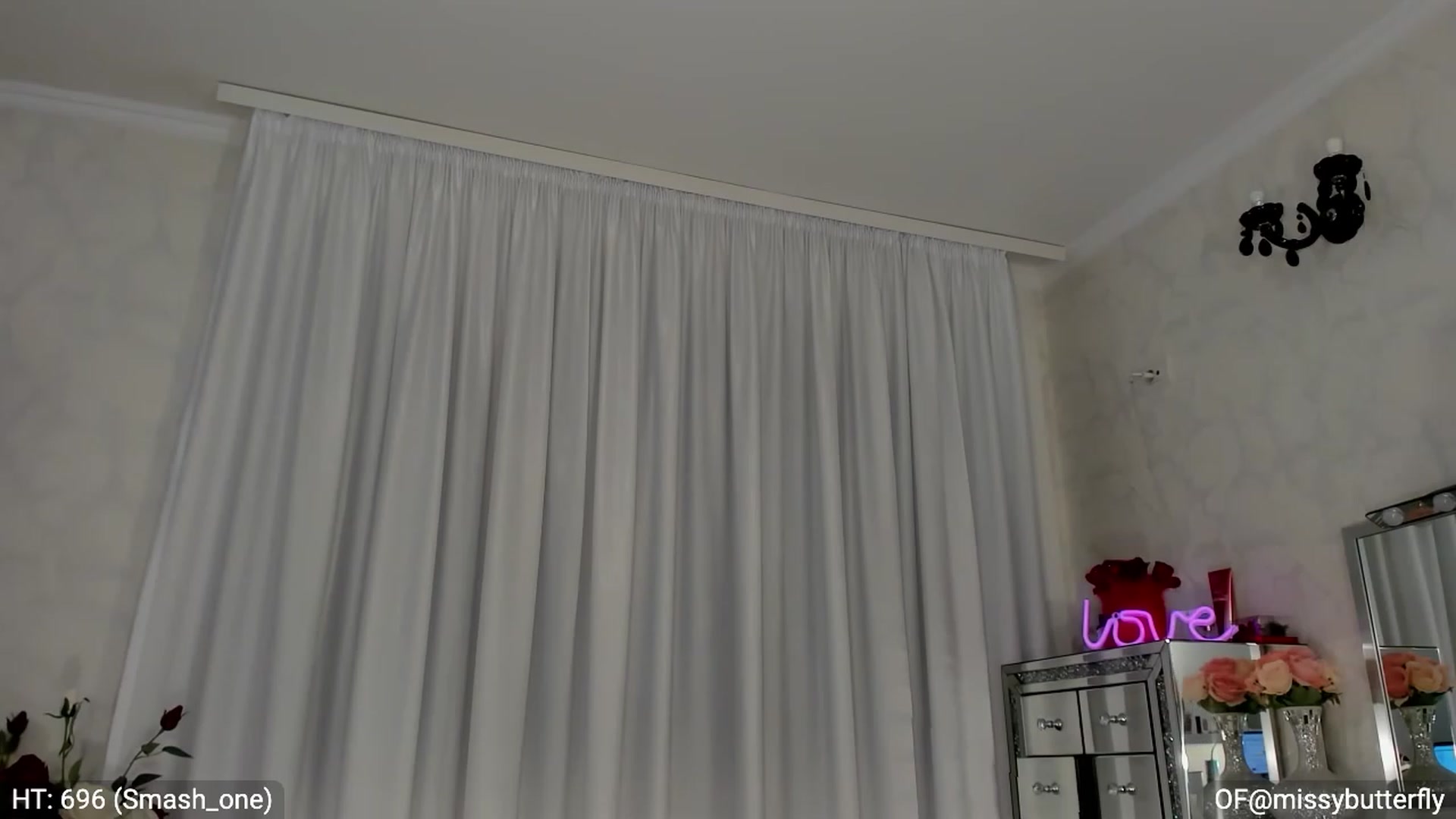 Gallery image thumbnail from MissButterfly's myfreecams stream on, 05/18/2023, 02:30 image 4 of 20