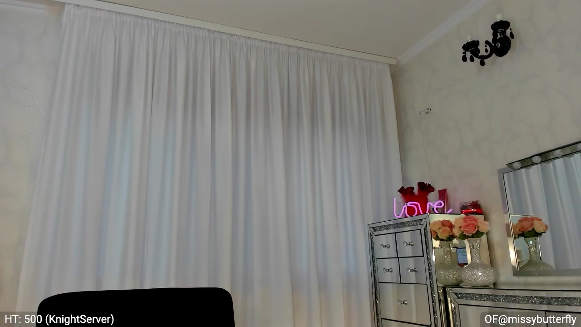 Gallery image thumbnail from MissButterfly's myfreecams stream on, 05/26/2023, 04:25 image 4 of 20