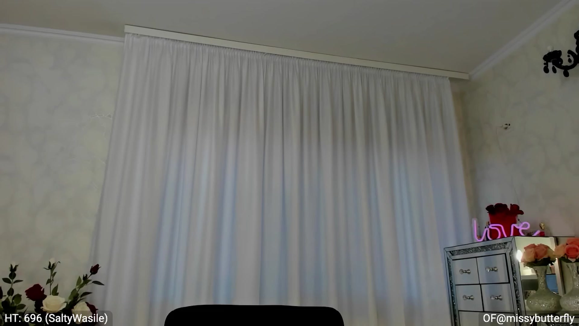 Gallery image thumbnail from MissButterfly's myfreecams stream on, 06/21/2023, 03:48 image 16 of 20