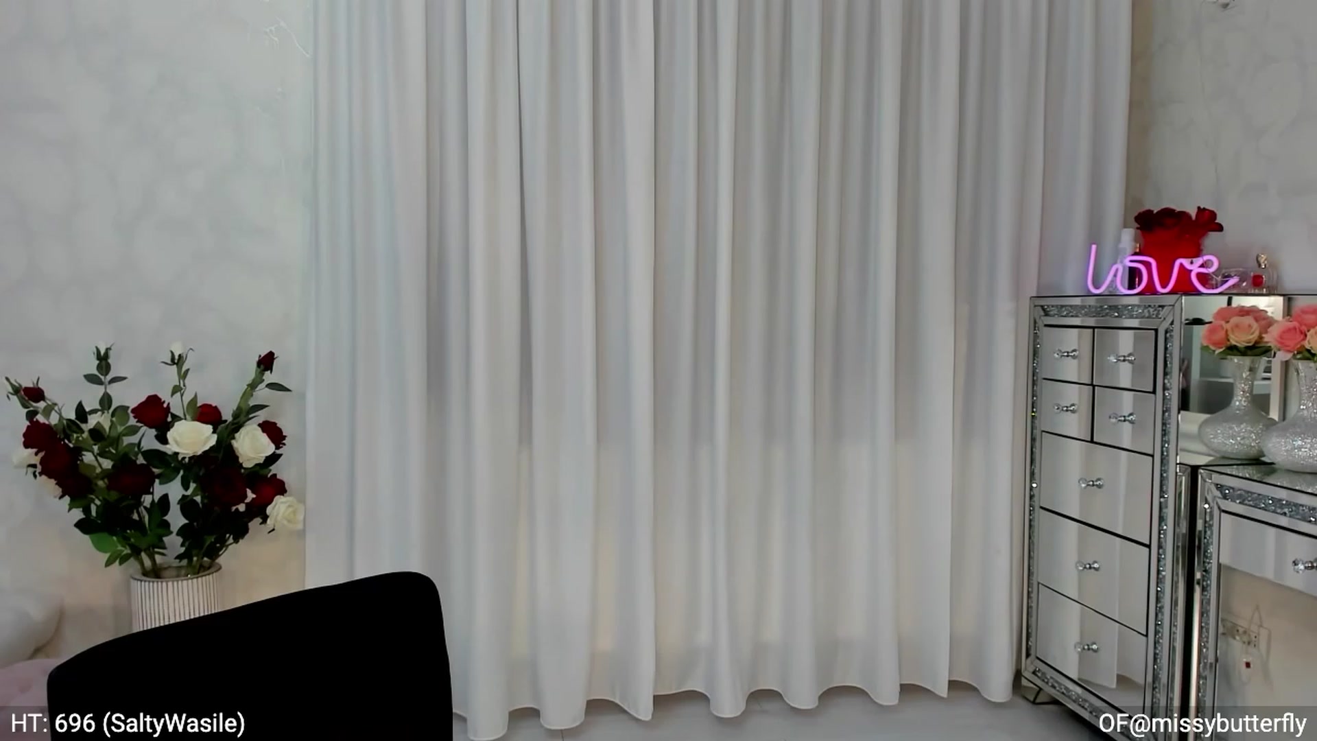 Gallery image thumbnail from MissButterfly's myfreecams stream on, 06/23/2023, 06:06 image 3 of 20
