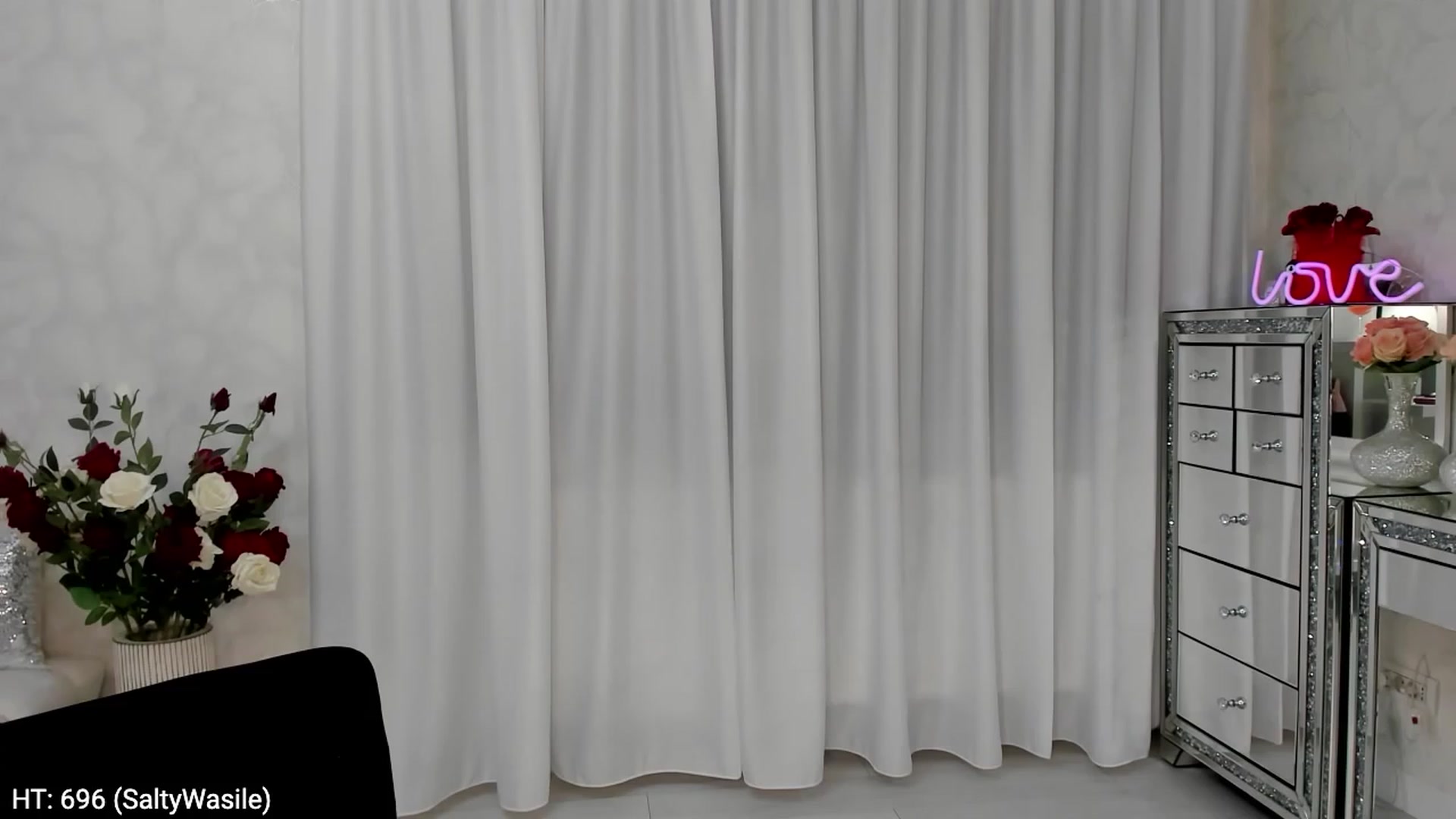 Gallery image thumbnail from MissButterfly's myfreecams stream on, 07/06/2023, 01:38 image 5 of 20