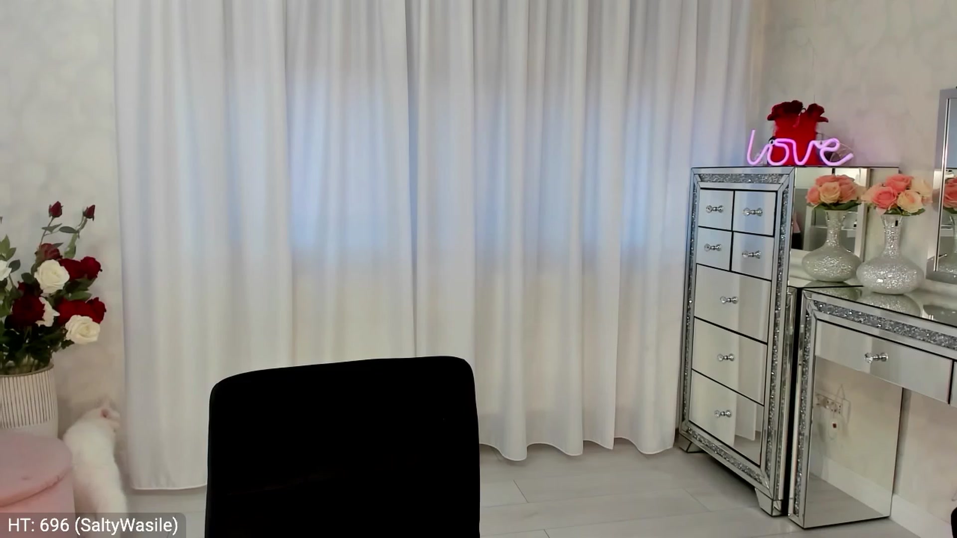Gallery image thumbnail from MissButterfly's myfreecams stream on, 07/06/2023, 03:18 image 19 of 20